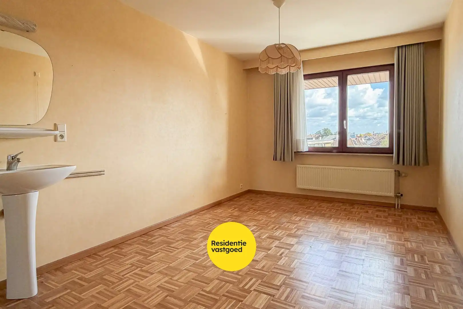 Ruim app met 2 slpks en zonnig terras te Kristus Koning foto 12