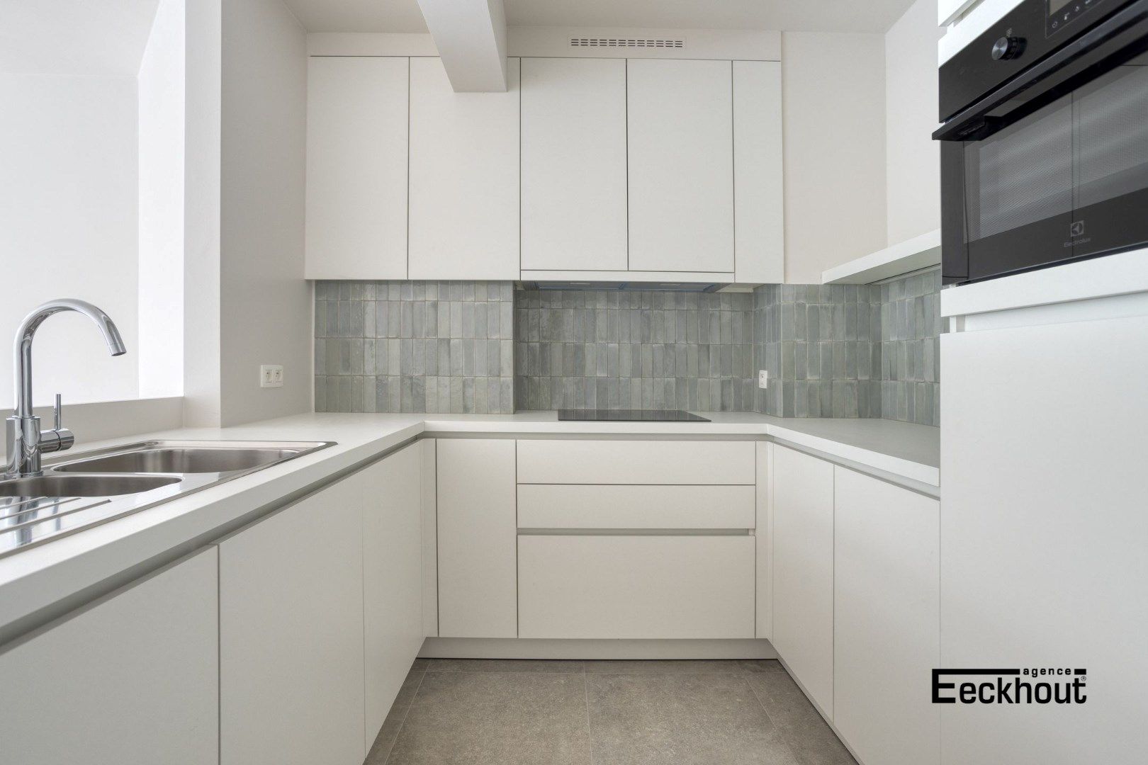 Ruim appartement in centrum Oostende met mooi open zicht op het Leopoldpark! foto 7