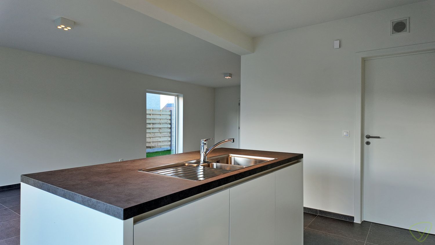 Ruime energiezuinige nieuwbouwwoning met 3 slaapkamers in Aalter! foto 8