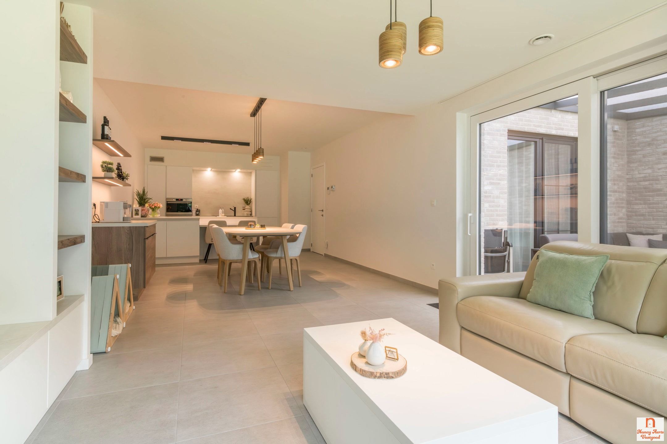 Gelijkvloers appartement met private tuin in Helchteren foto 7