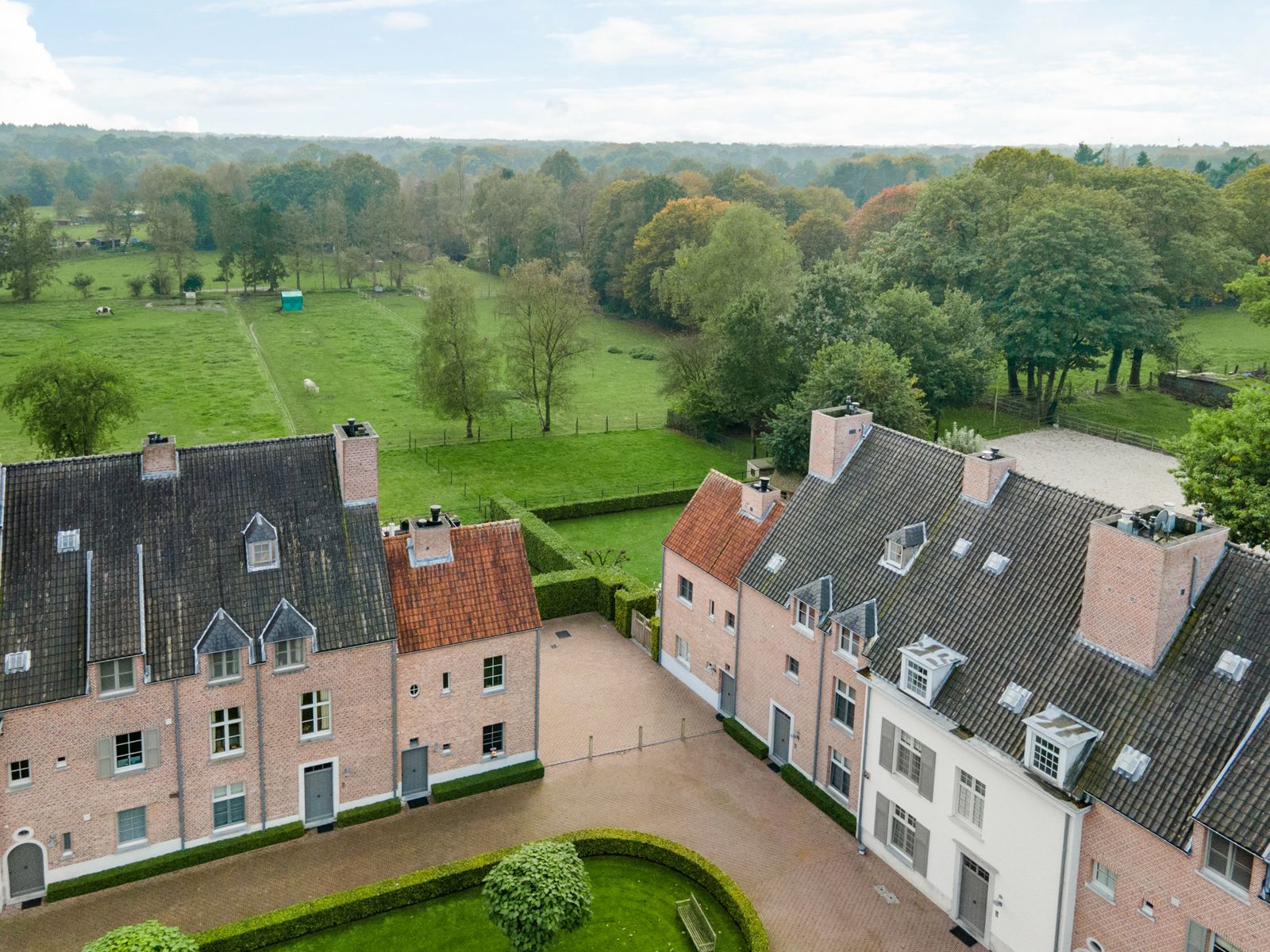 Exclusief duplex dakappartement met zicht op weiland. foto 44
