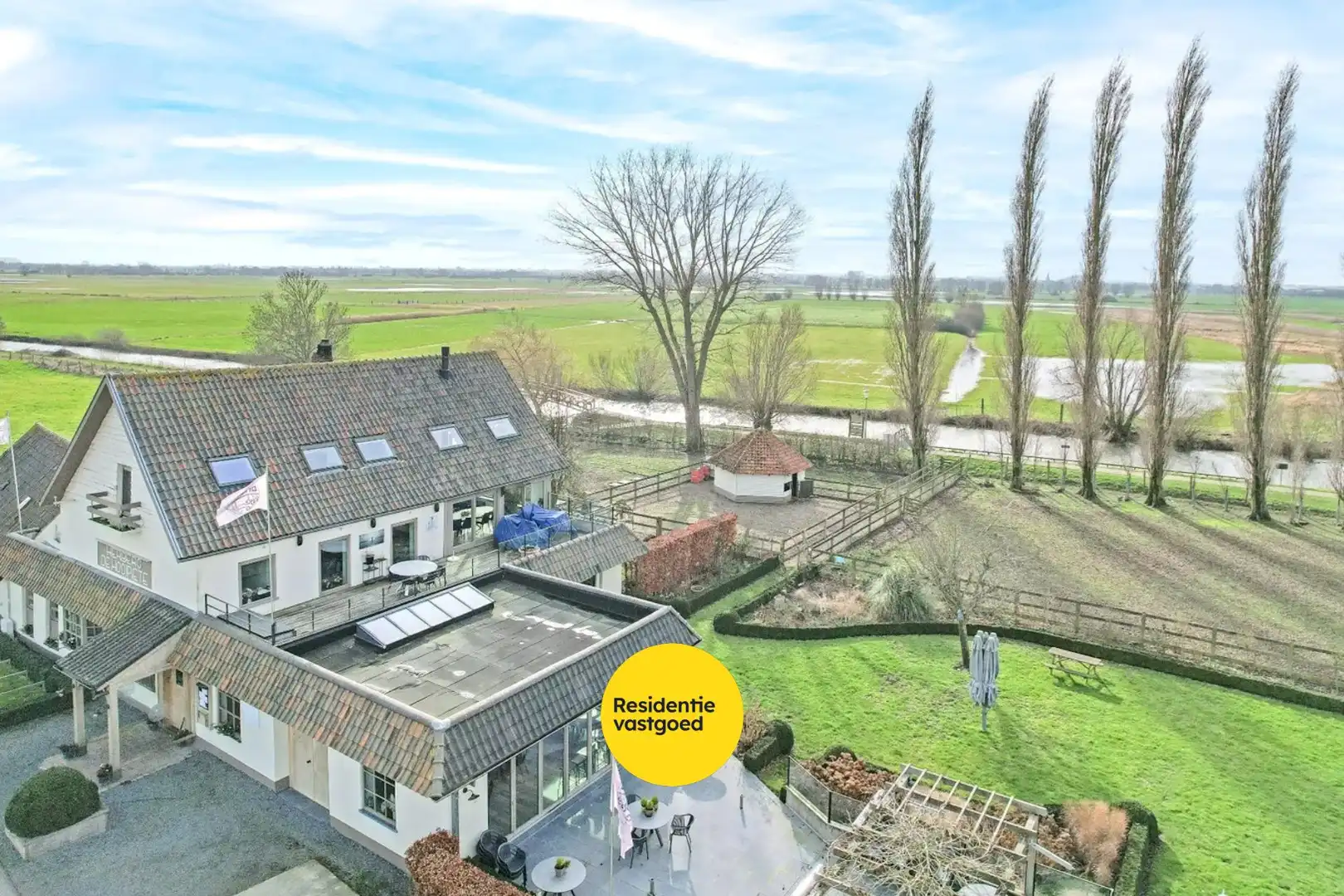 Restaurant met privéwoning en 2 B&B-kamers op 4.370 m² foto 40