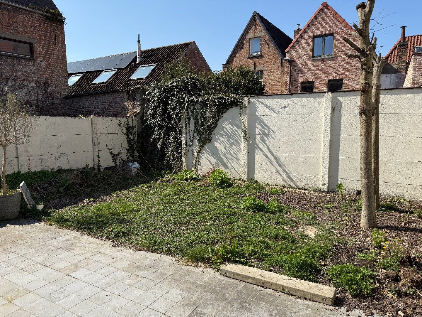 Handelshuis met afzonderlijke woonst op commerciële toplocatie foto 16