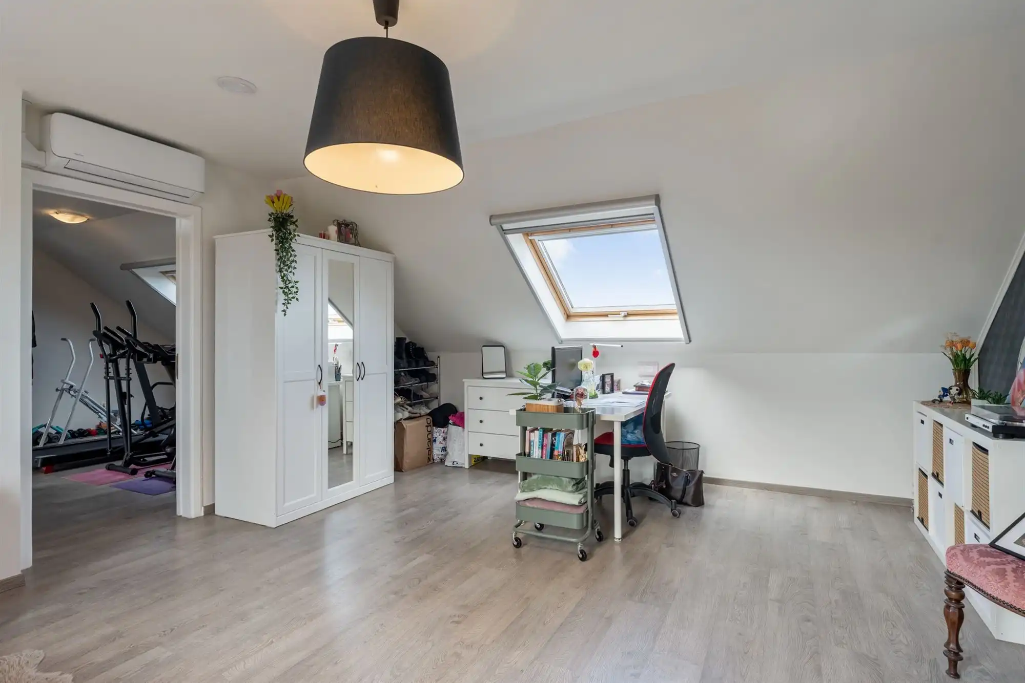 Ruime gezinswoning met garage/werkplaats op een perceel van 8a 97ca te Maaseik foto 23