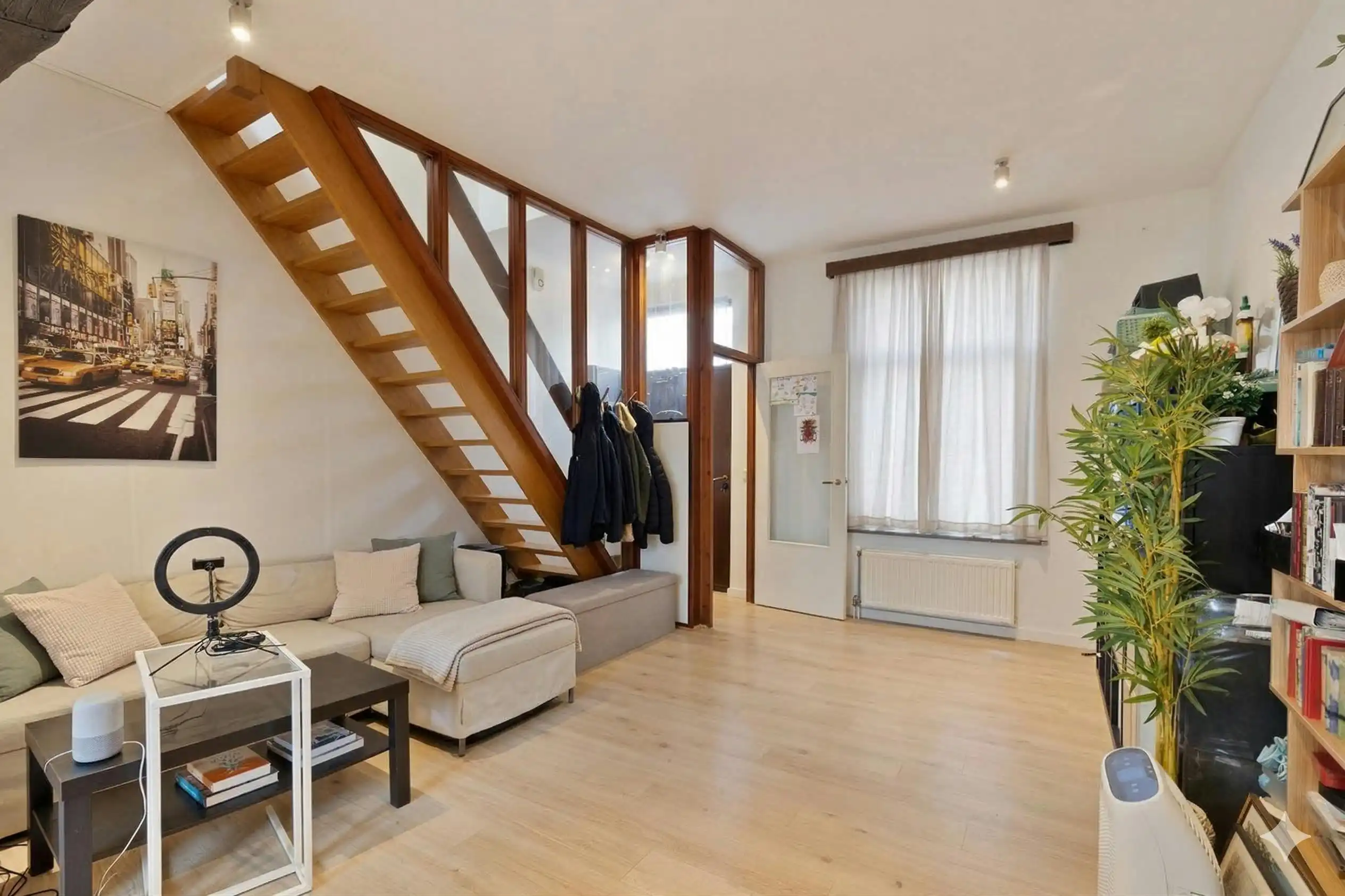 Huis te koop met 2 slaapkamers in Brugge centrum foto 3