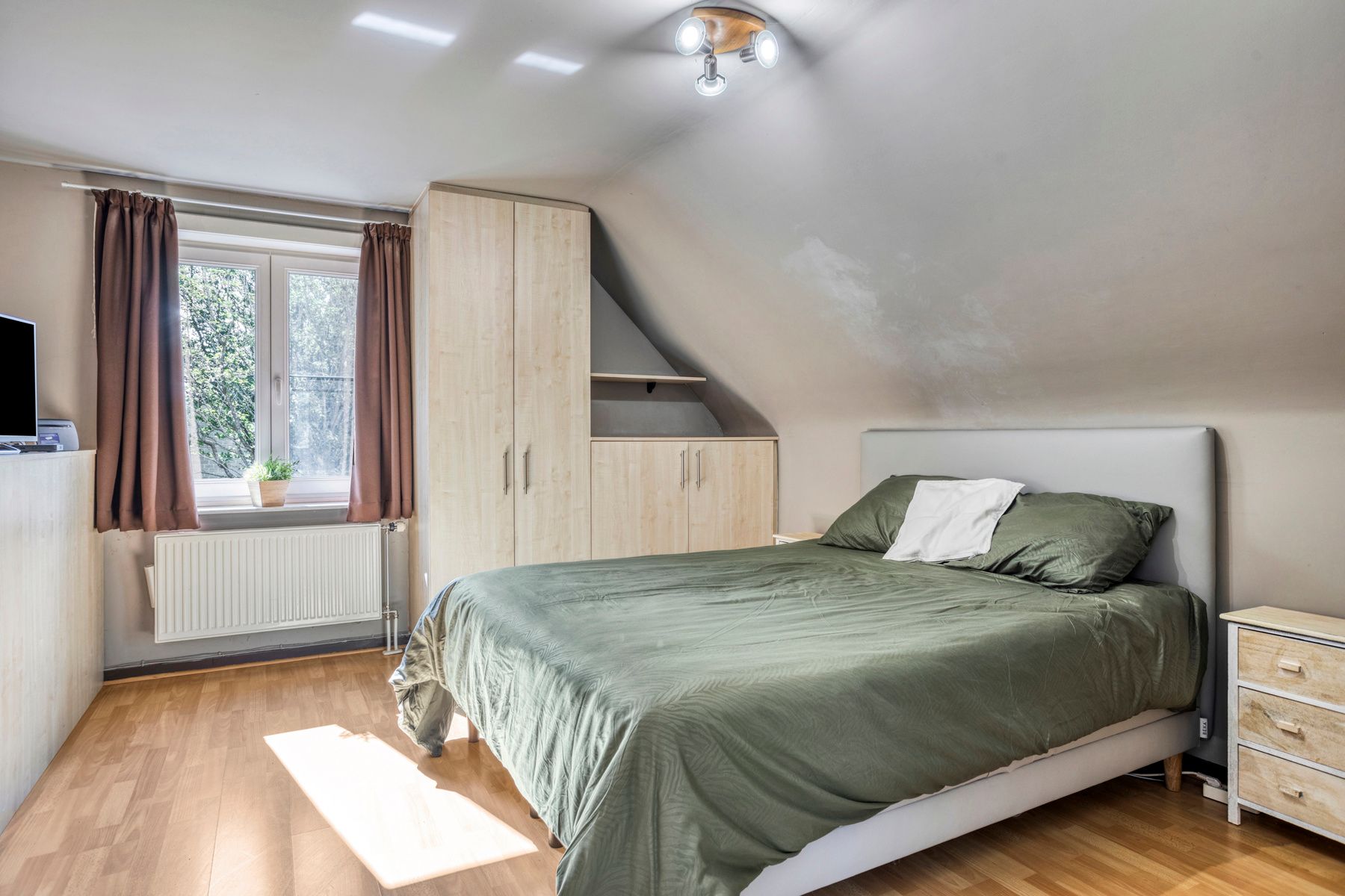 Charmante energiezuinige woning met grote tuin te Saintes foto 14