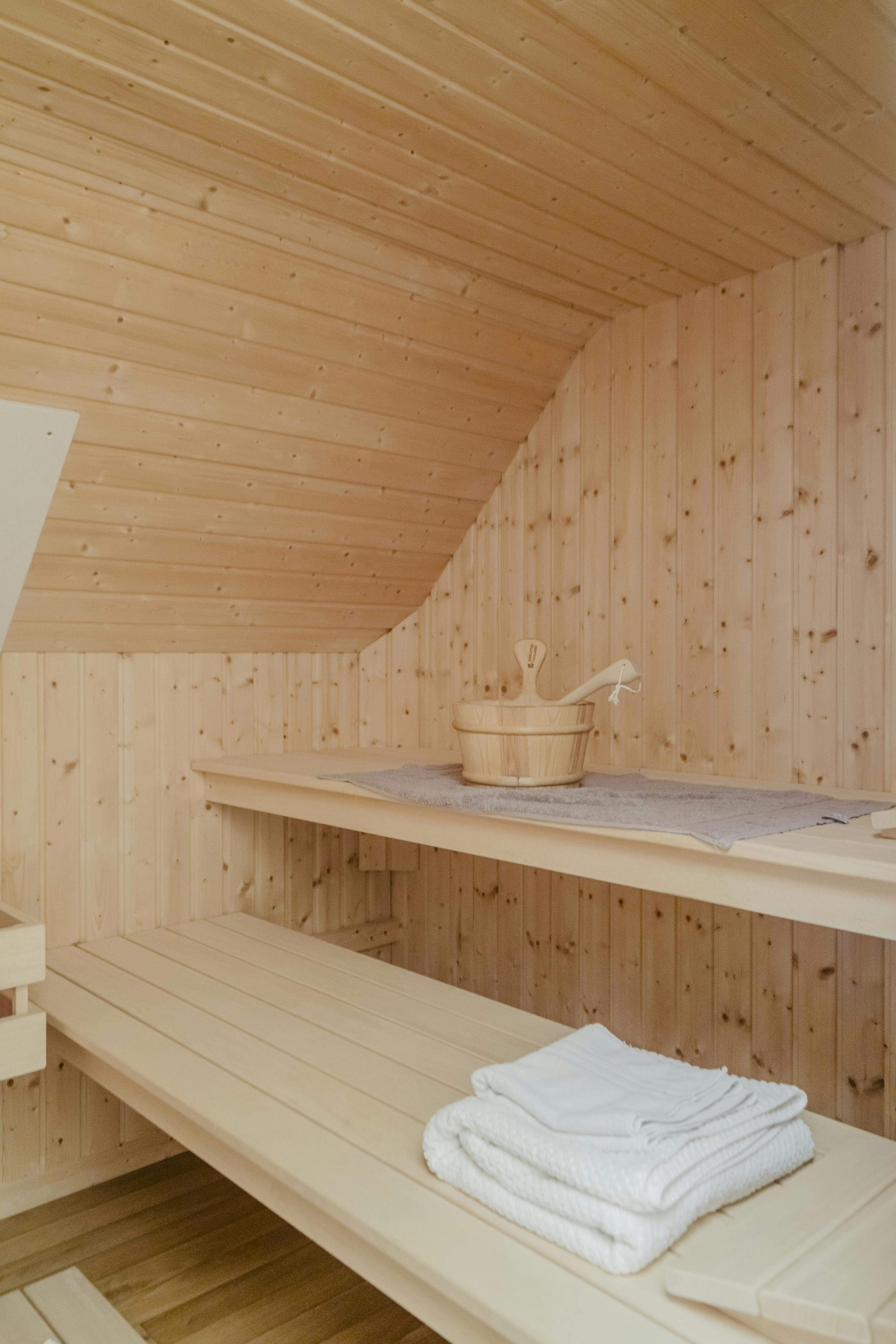 Villa met stallingen te koop op een ruim perceel van  10.026m² foto 15