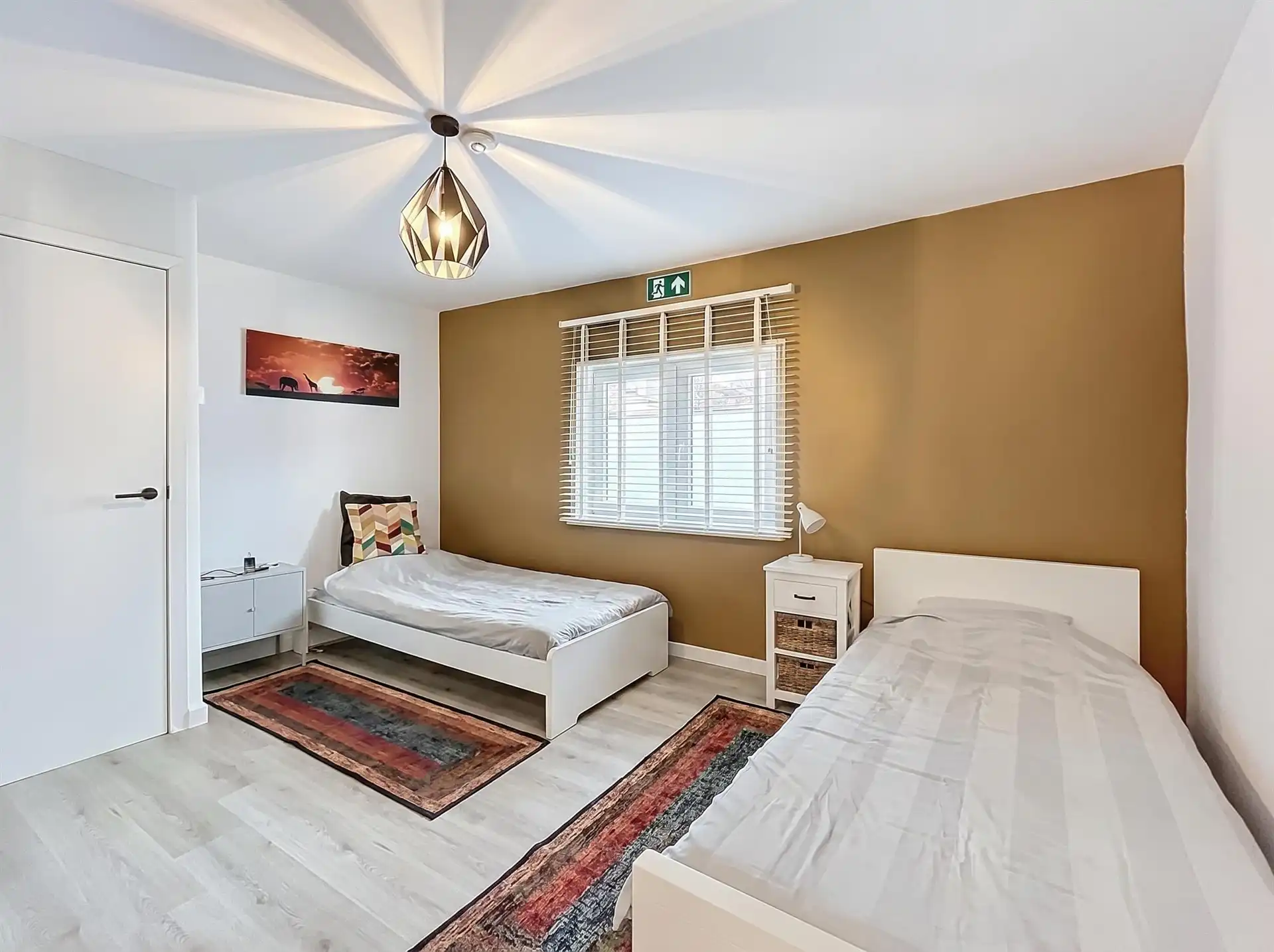 Gezeligge woning met 2 slaapkamers, volledig vernieuwd! foto 7