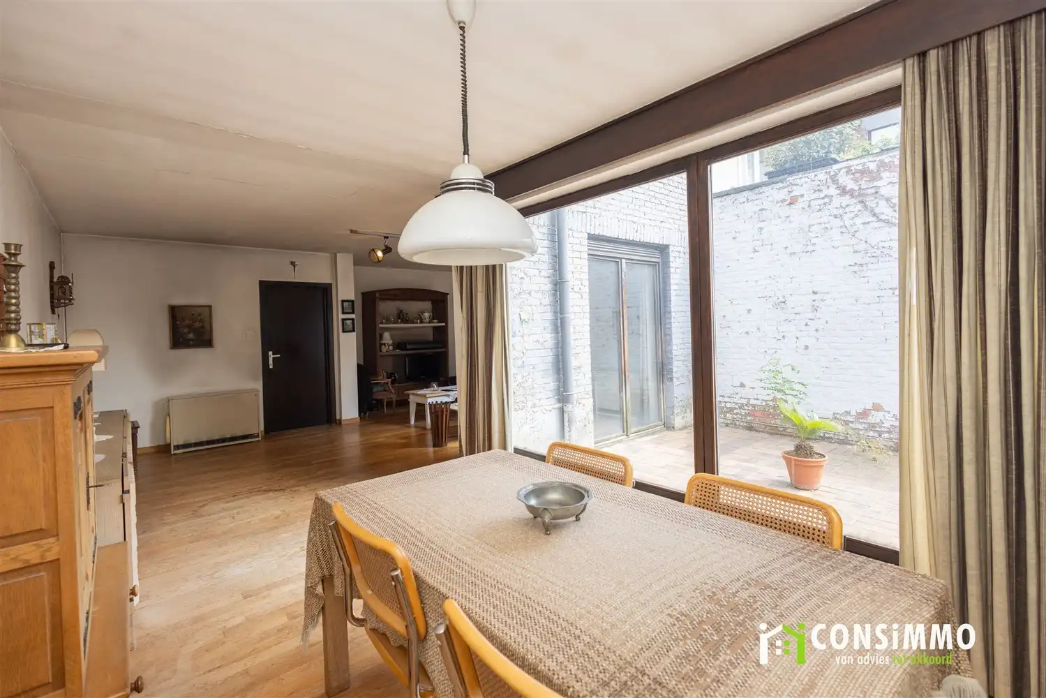 Renovatiepand met bijzonder veel potentieel in Genk-Waterschei foto 9