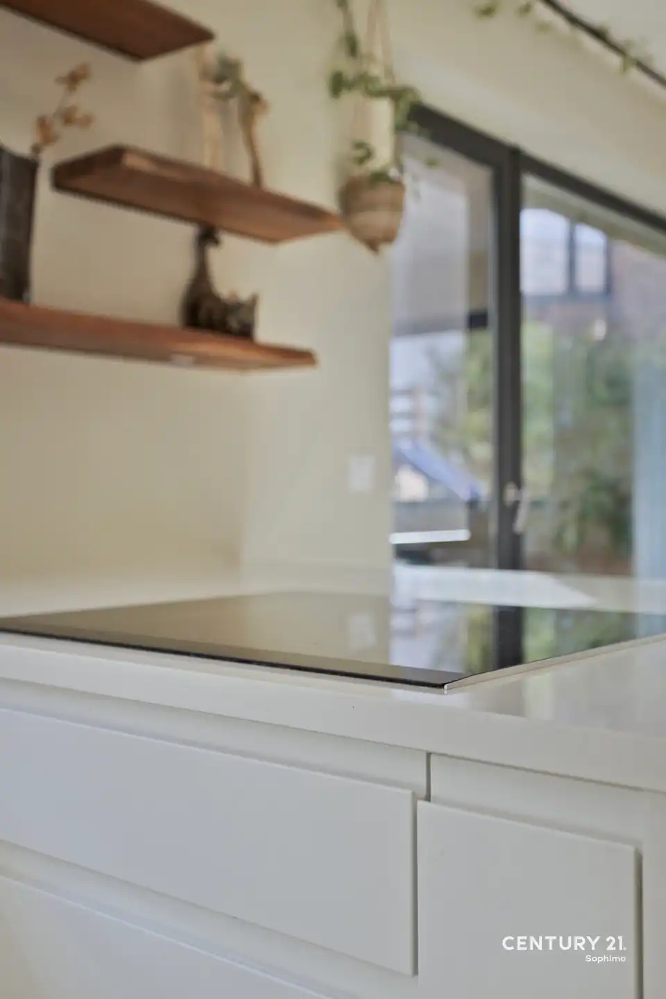 Recente, instapklare woning met 4 slaapkamers foto 9