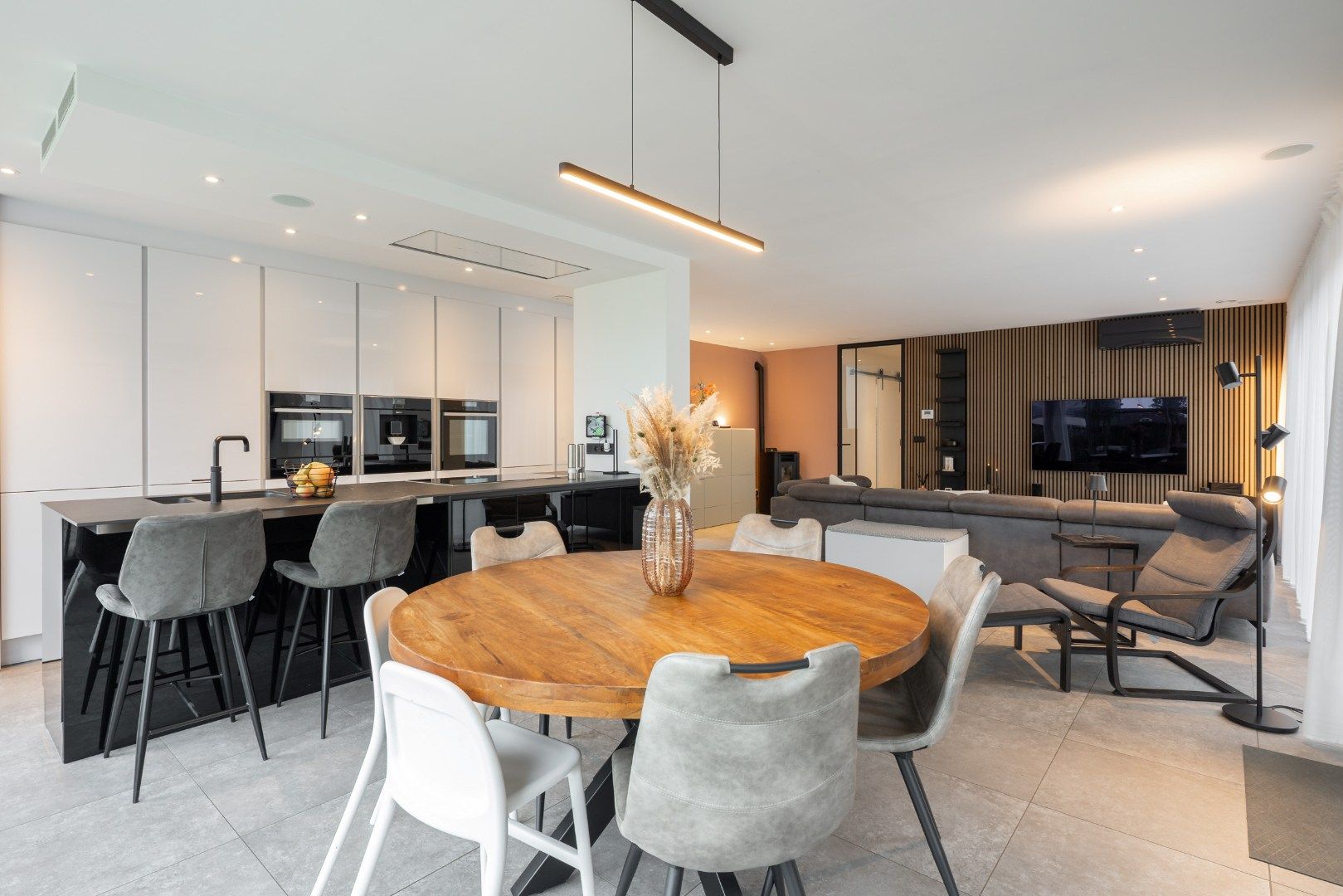 Prachtige, instapklare woning te koop! foto 8