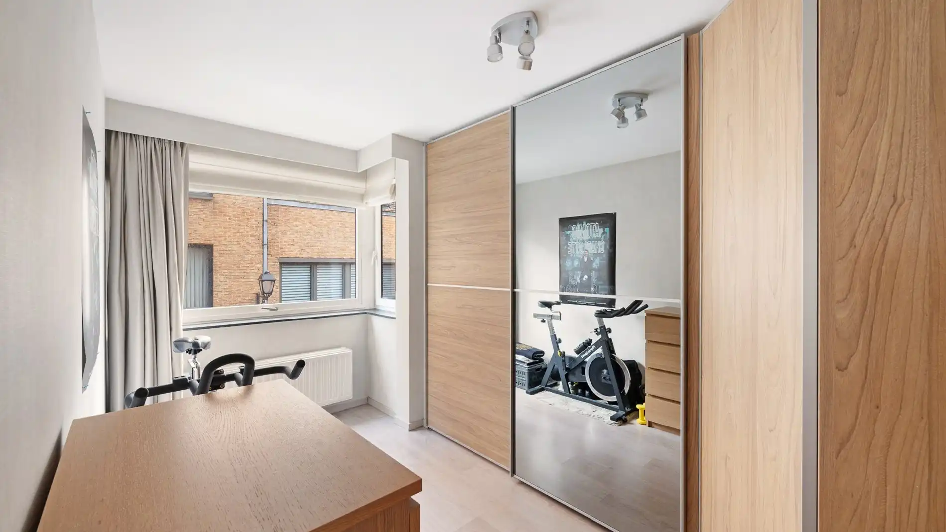 Mooi appartement met veel licht vlakbij het strand foto 10