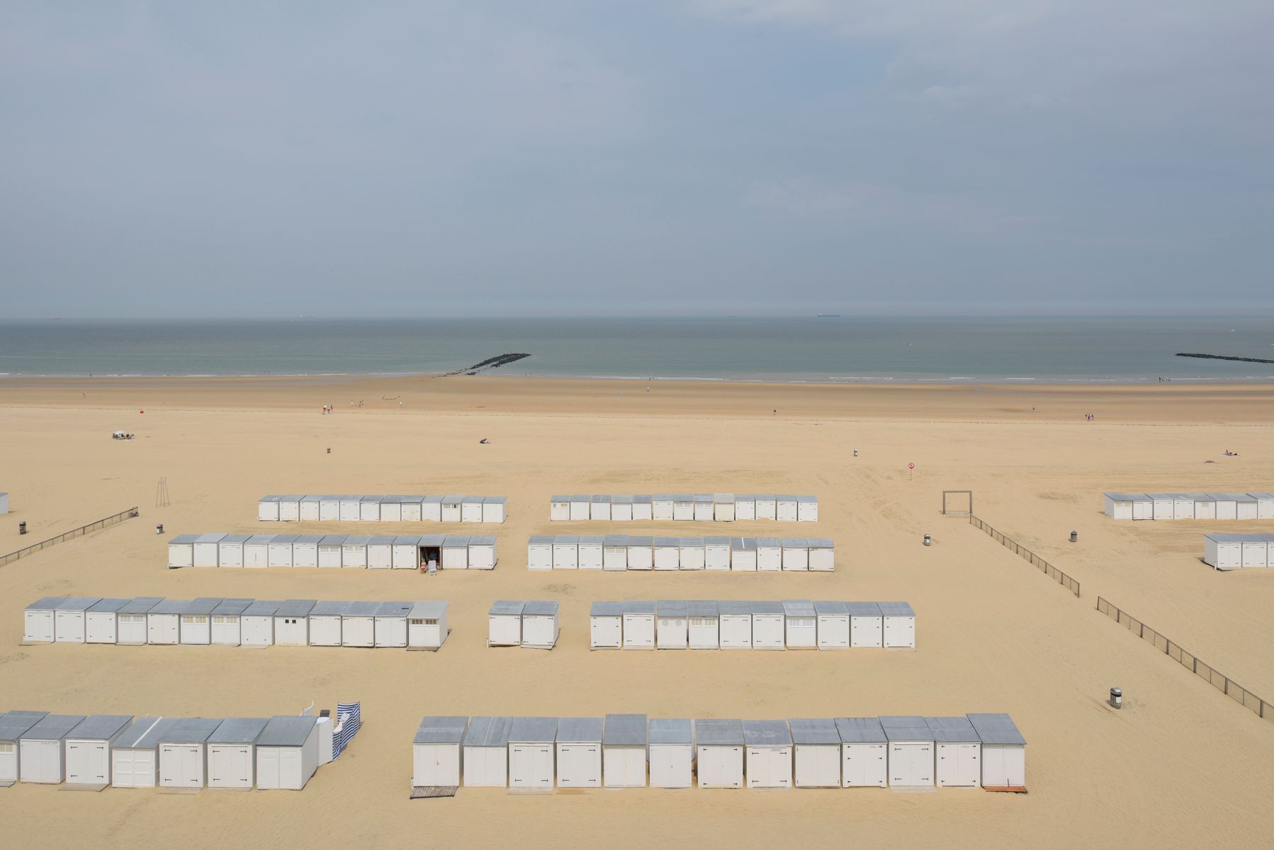 Ruim appartement met frontaal zeezicht aan het Albertstrand foto 2