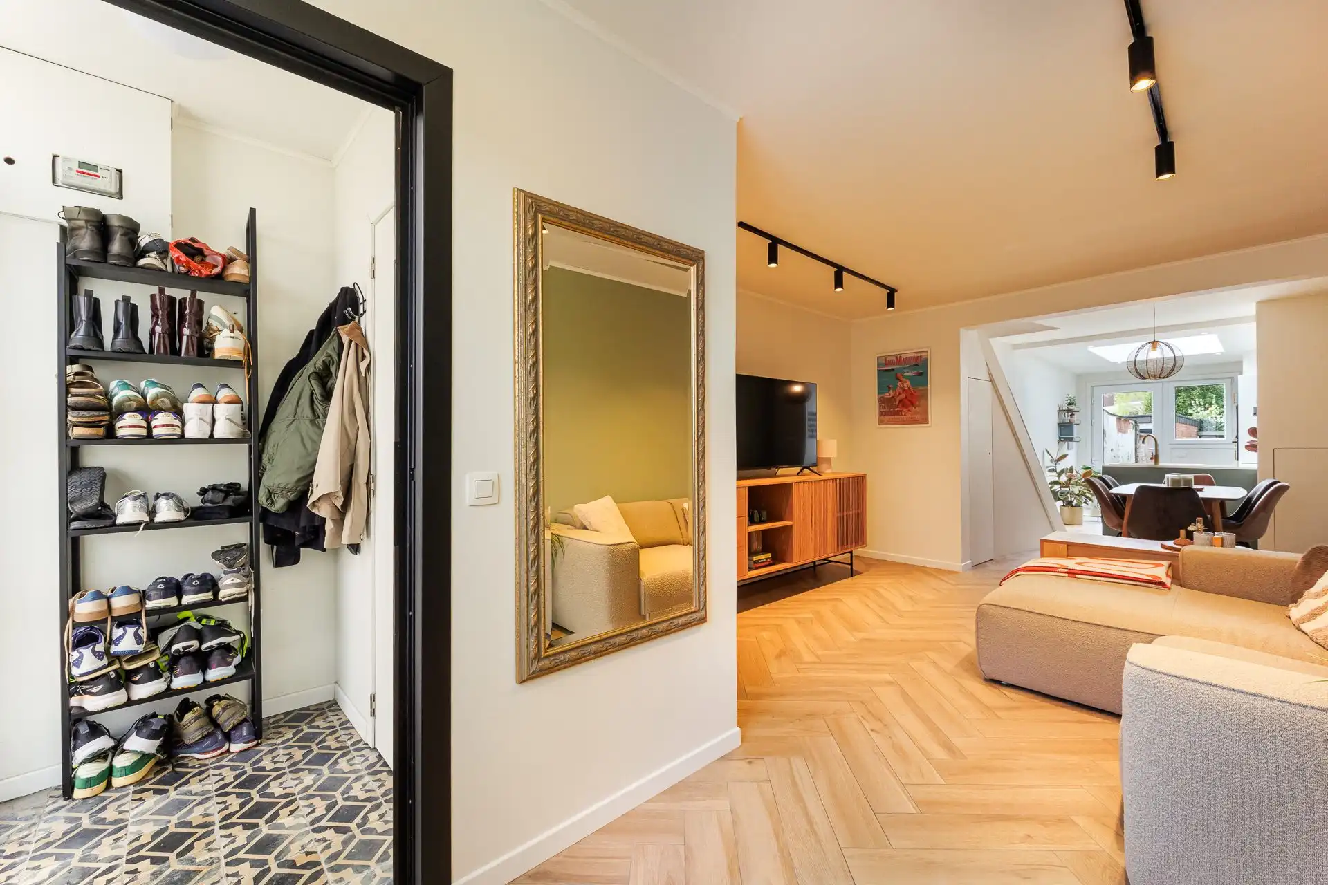 Instapklare woning met zonnige tuin foto 14