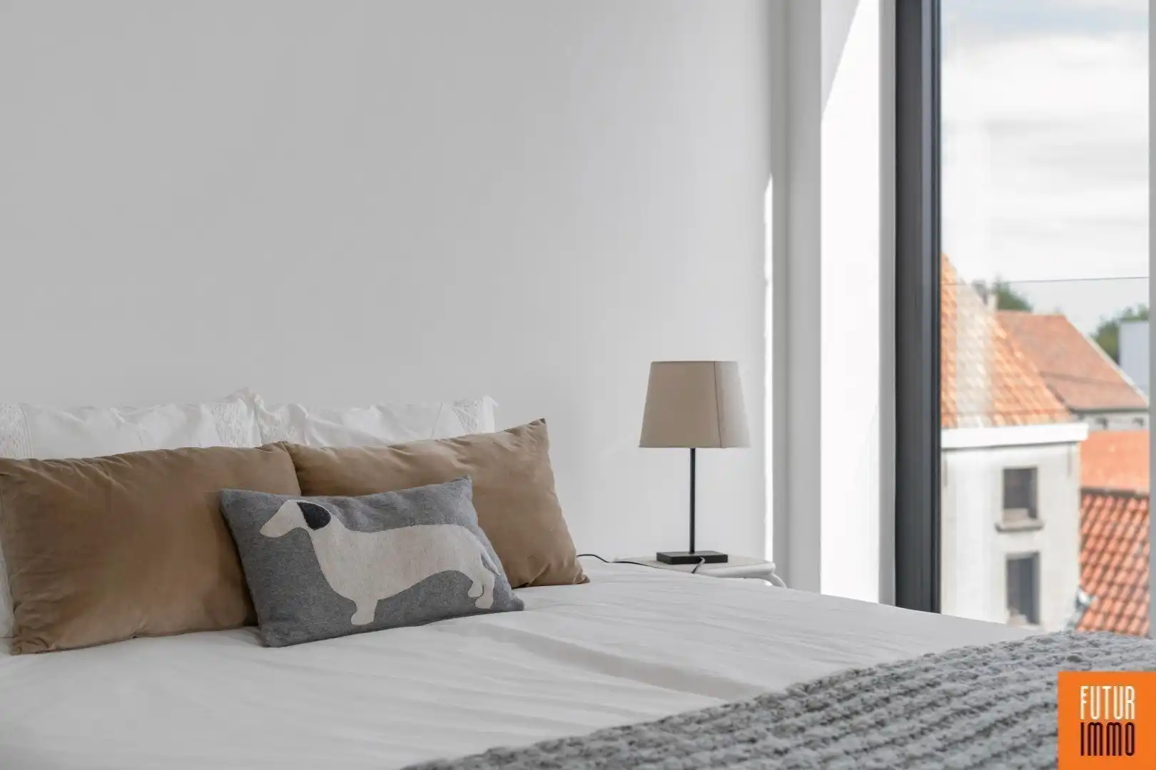 Ruim 2-slpk appartement met dubbel terras foto 16