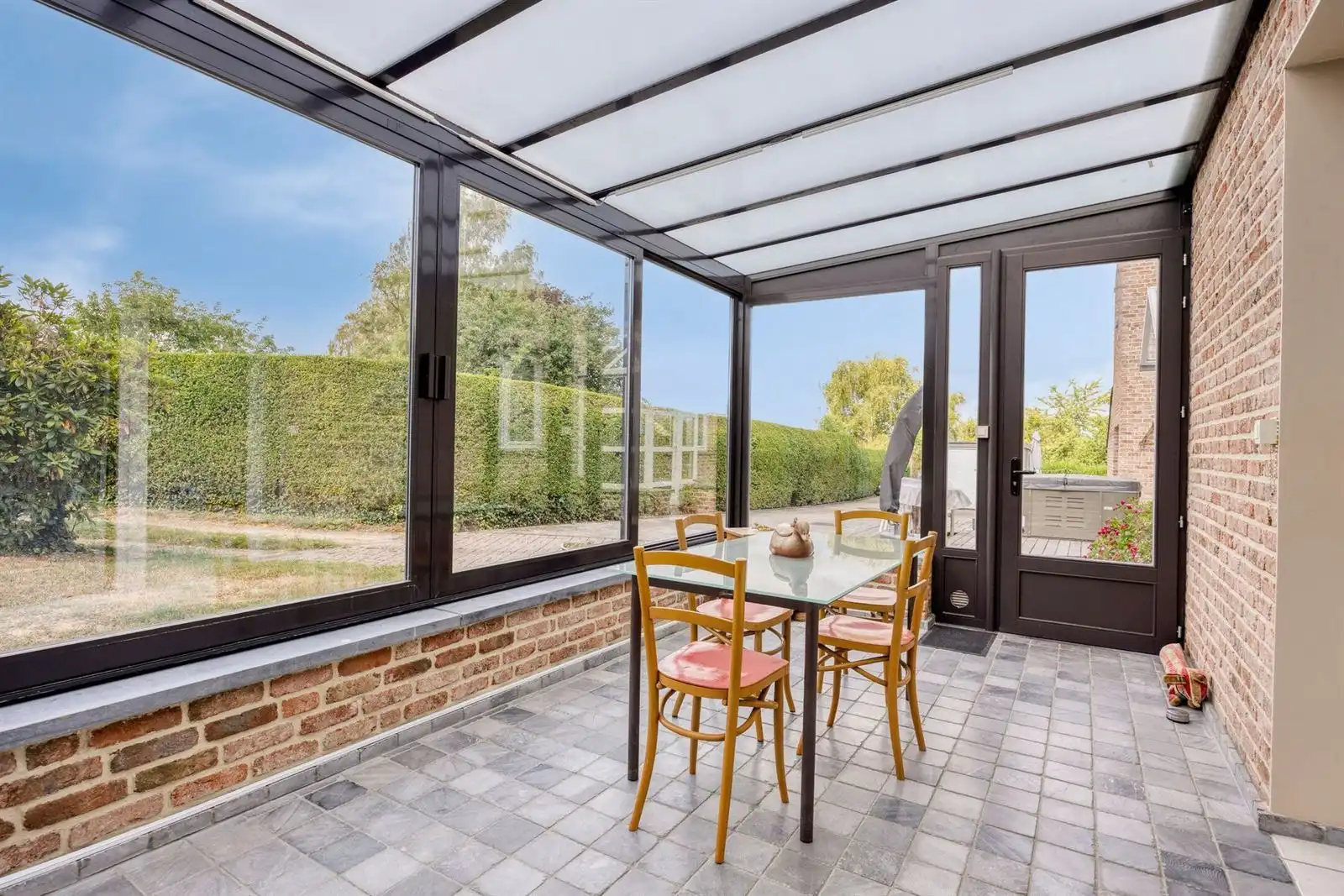 Unieke woning op mooi perceel van 12a foto 8