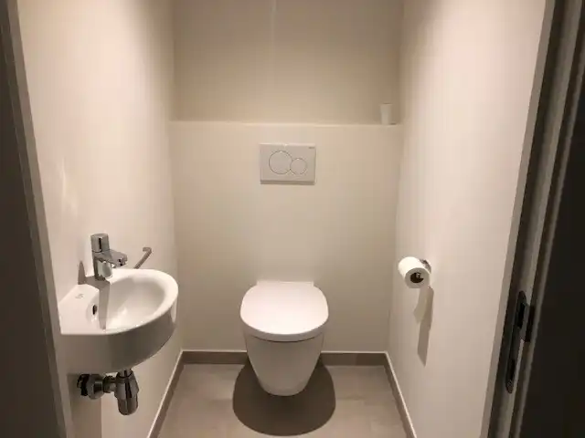 APPARTEMENT MET TERRAS EN AUTOSTAANPLAATS TE HUUR IN MOERBEKE foto 7