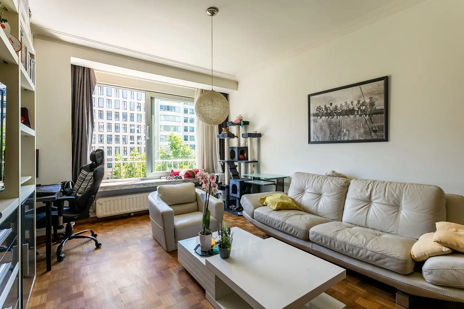 Gemeubeld appartement op centrale locatie! foto 2