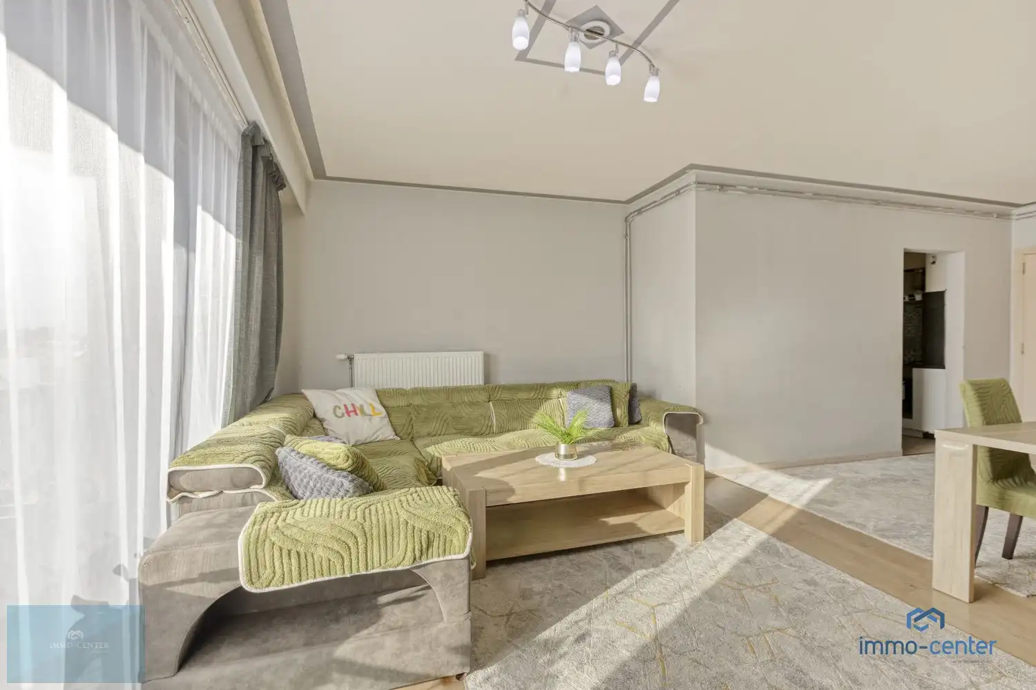 Ruim appartement met 3 slaapkamers, balkon en garage in Heusden-Centrum foto 3