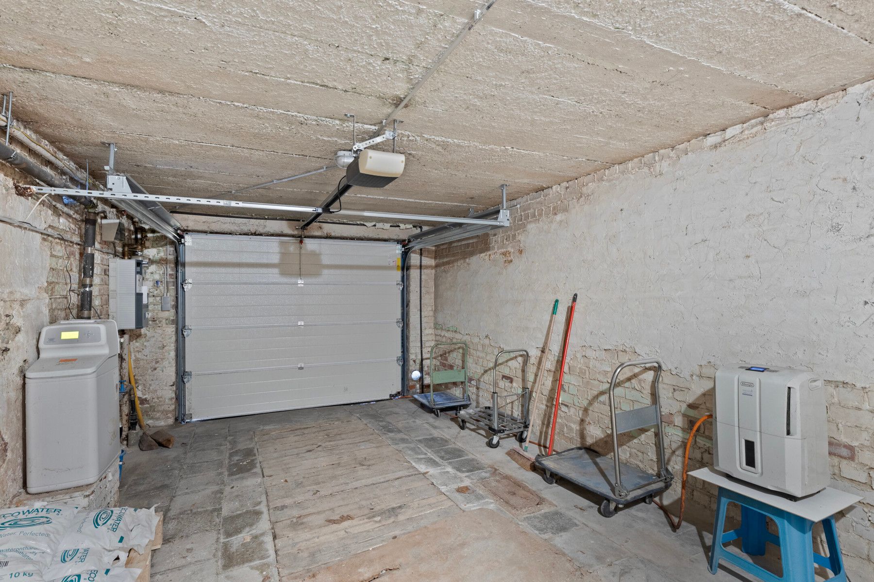 Instapklare woning met zonnige tuin in een rustige buurt! foto 16