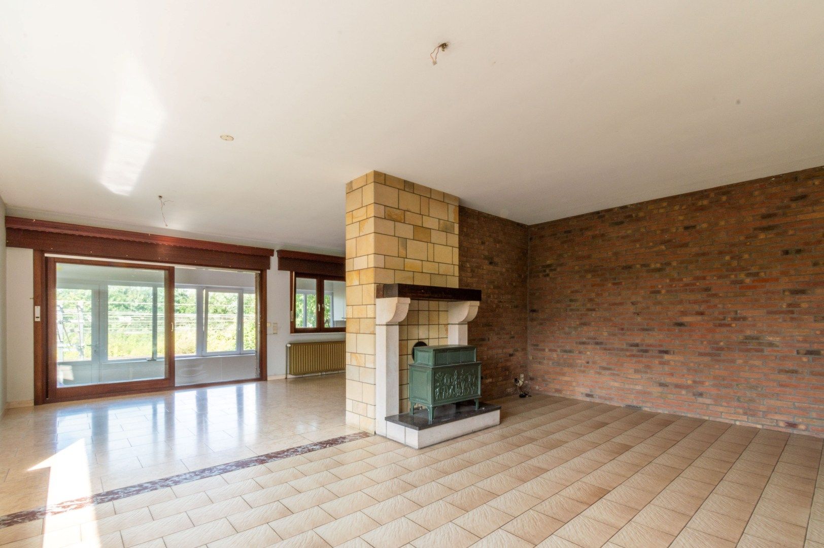 4-GEVEL WONING MET 4 SLAAPKAMERS + 2 BADKAMERS ! foto 5