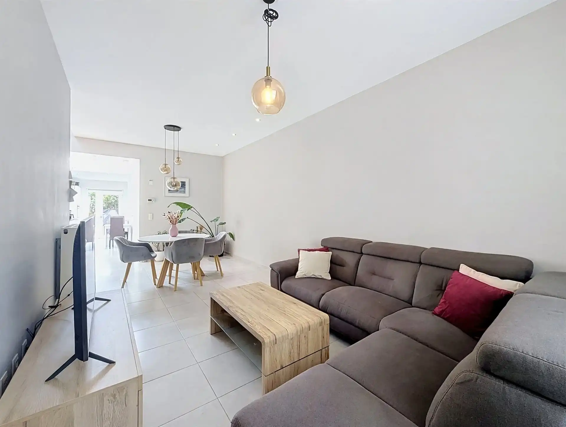 Te koop: Ideale starterswoning in groene omgeving! foto 6