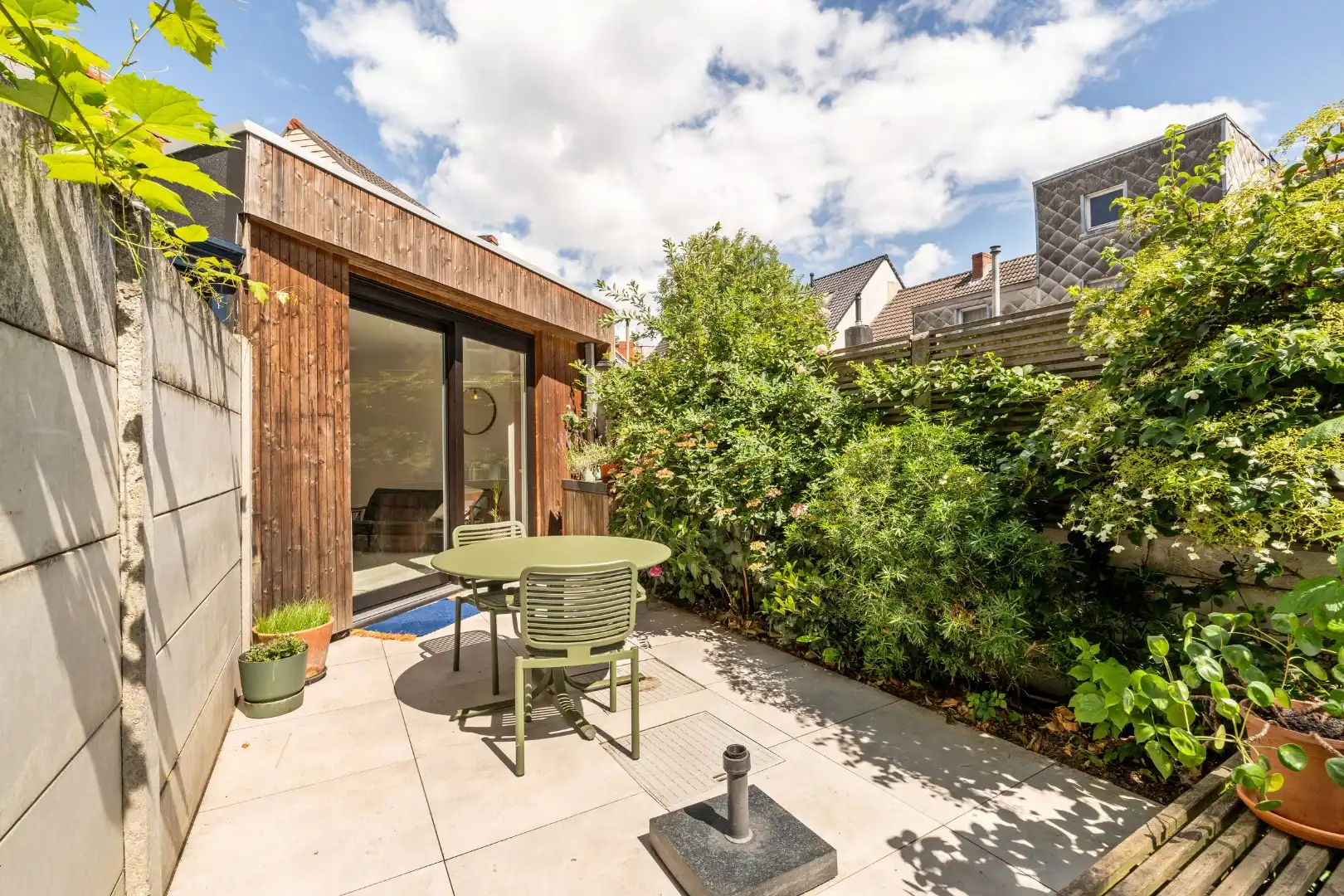 Bezoekdag 20/06 Afgewerkte en energiezuinige rijwoning met tuinkamer, ruime tuin en EPC-label A  foto 15
