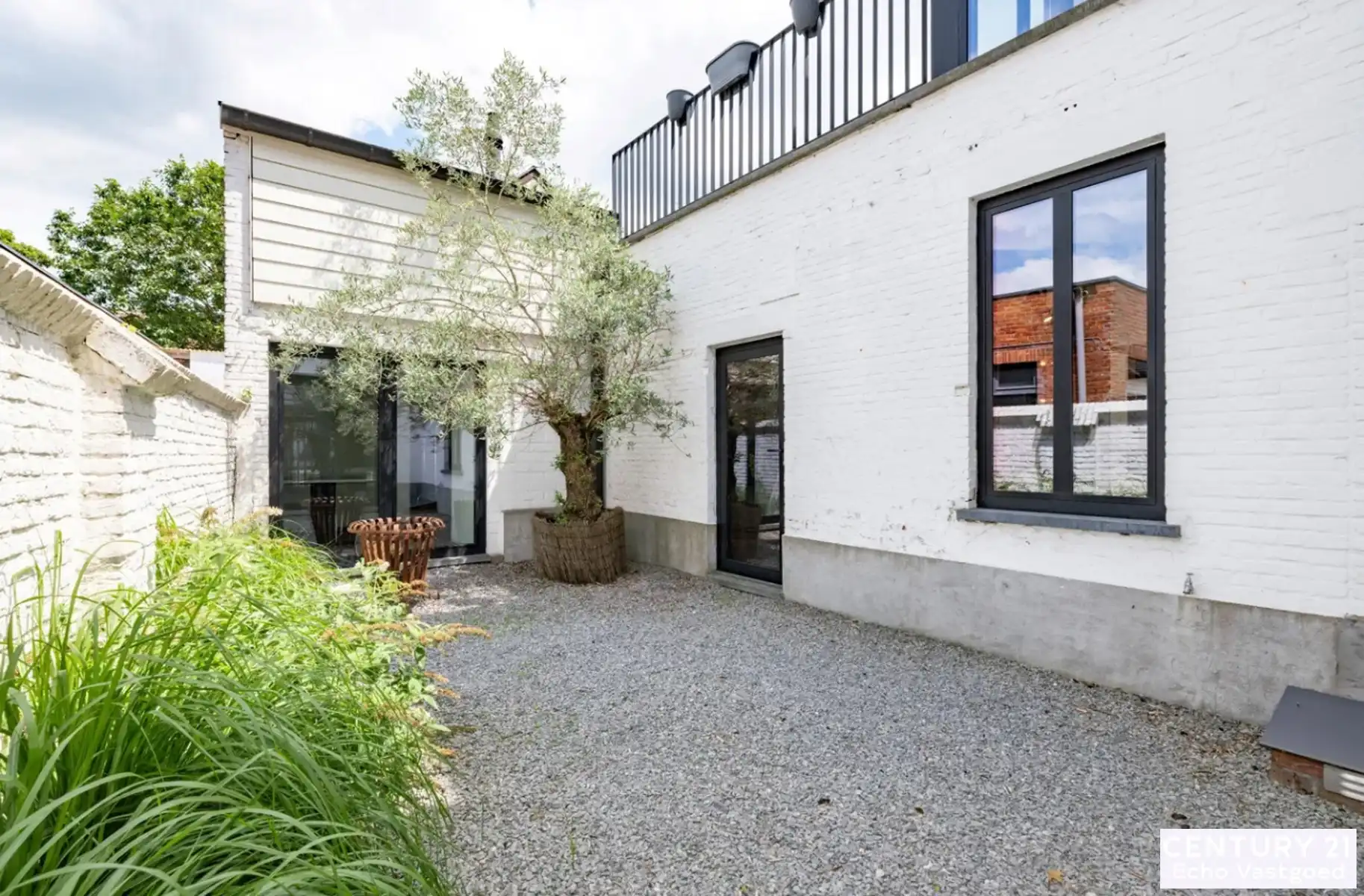 Instapklare handelsruimte in hartje Oud-Turnhout foto 11