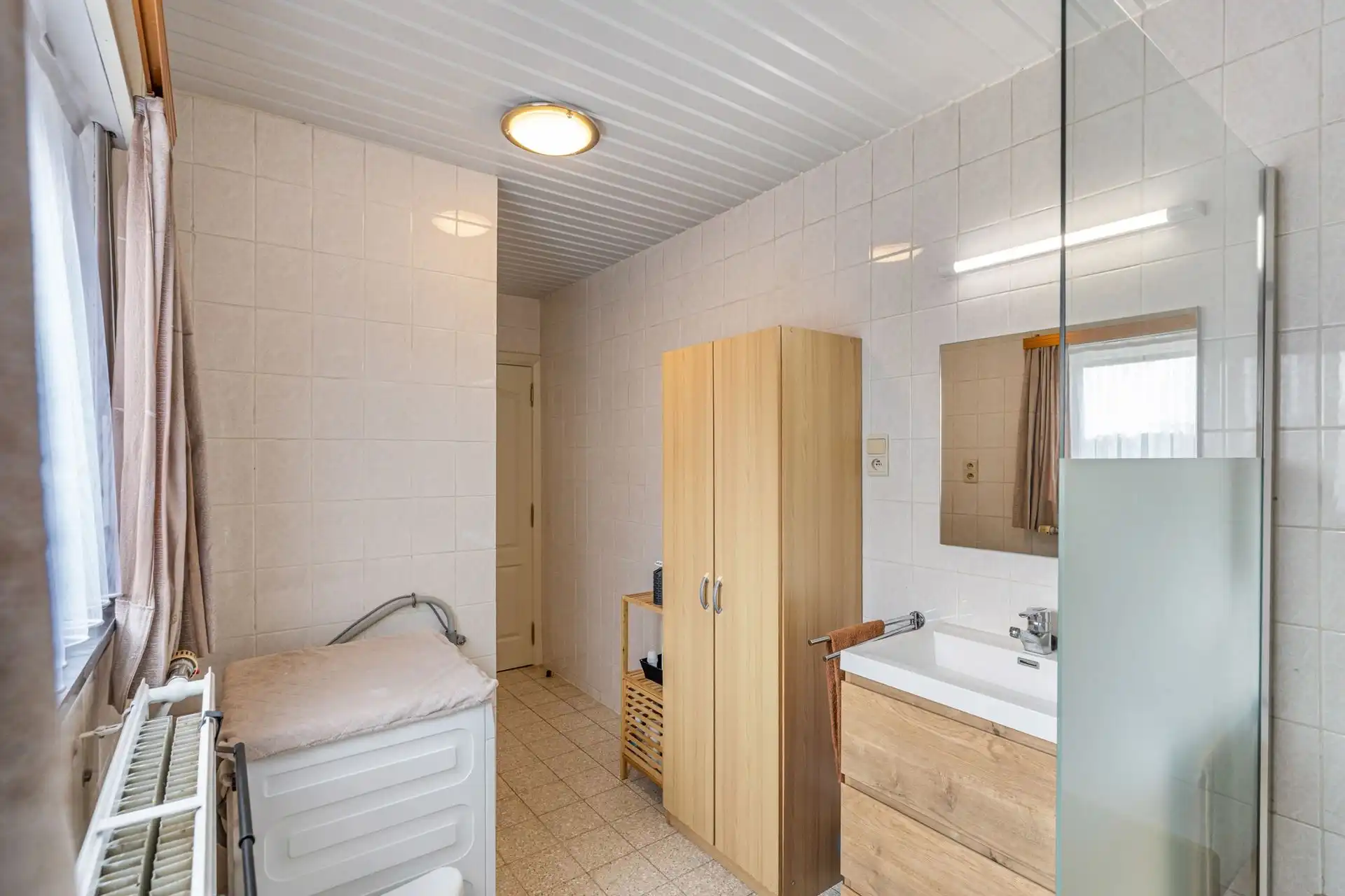 Vrijstaande eengezinswoning met bijhorende gronden foto 18