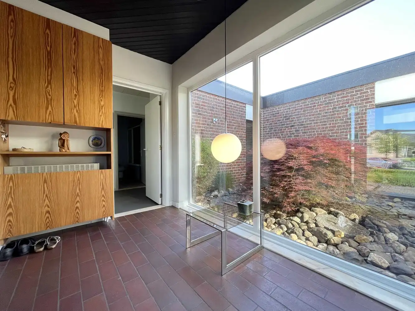 Rustig gelegen vrijstaande woning met zonovergoten tuin foto 2