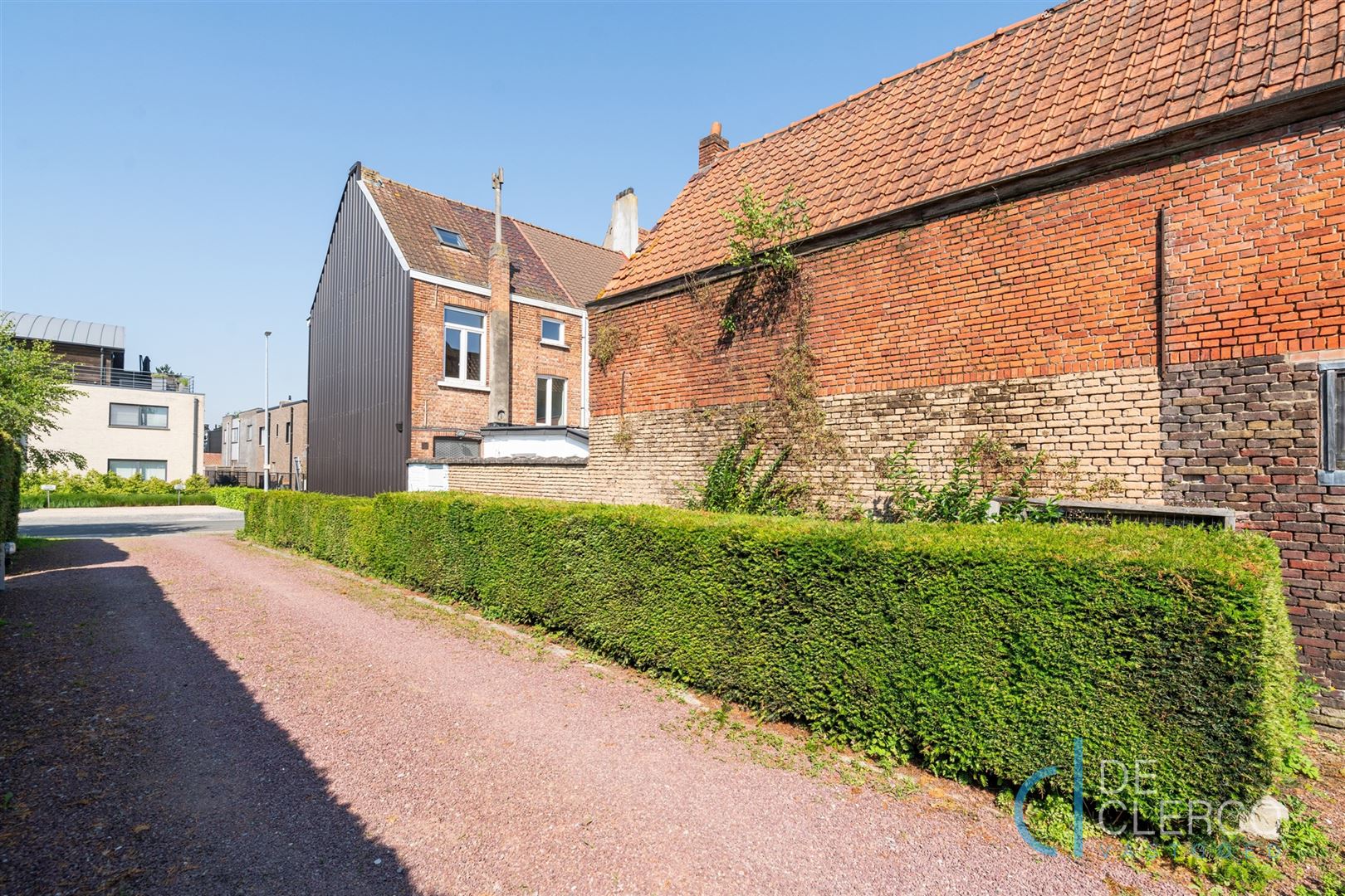 Op te frissen woning te koop in centrum Lochristi!  foto 14