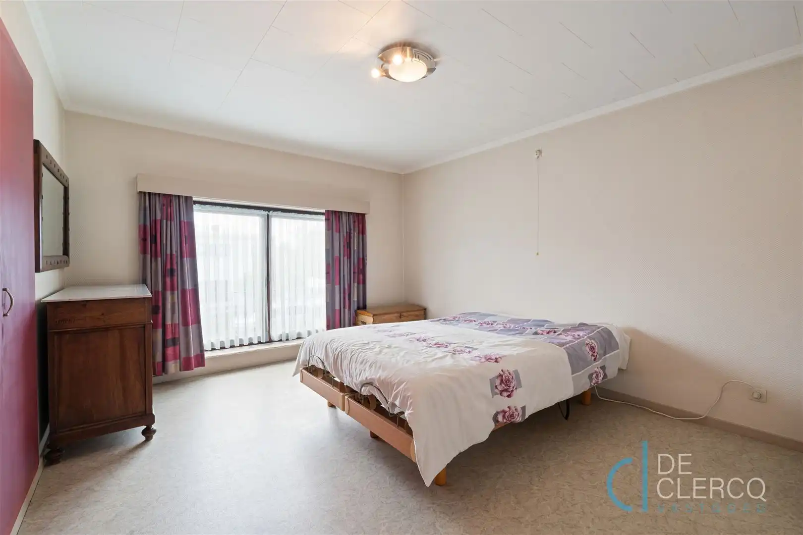 Woning met goed onderhouden tuin te koop in groot Lochristi! foto 8