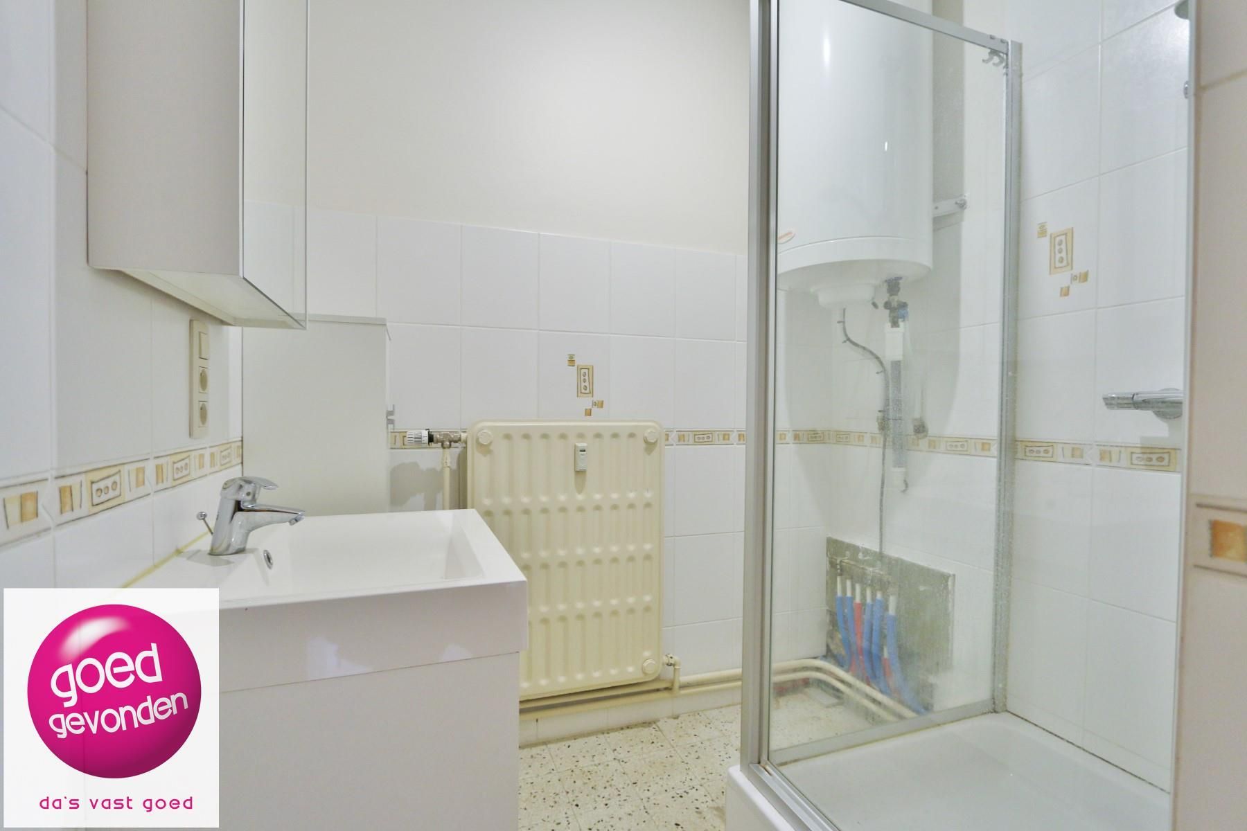 CENTRUM STAD - RUIM APPARTEMENT - 2 tot 3 SLK foto 10