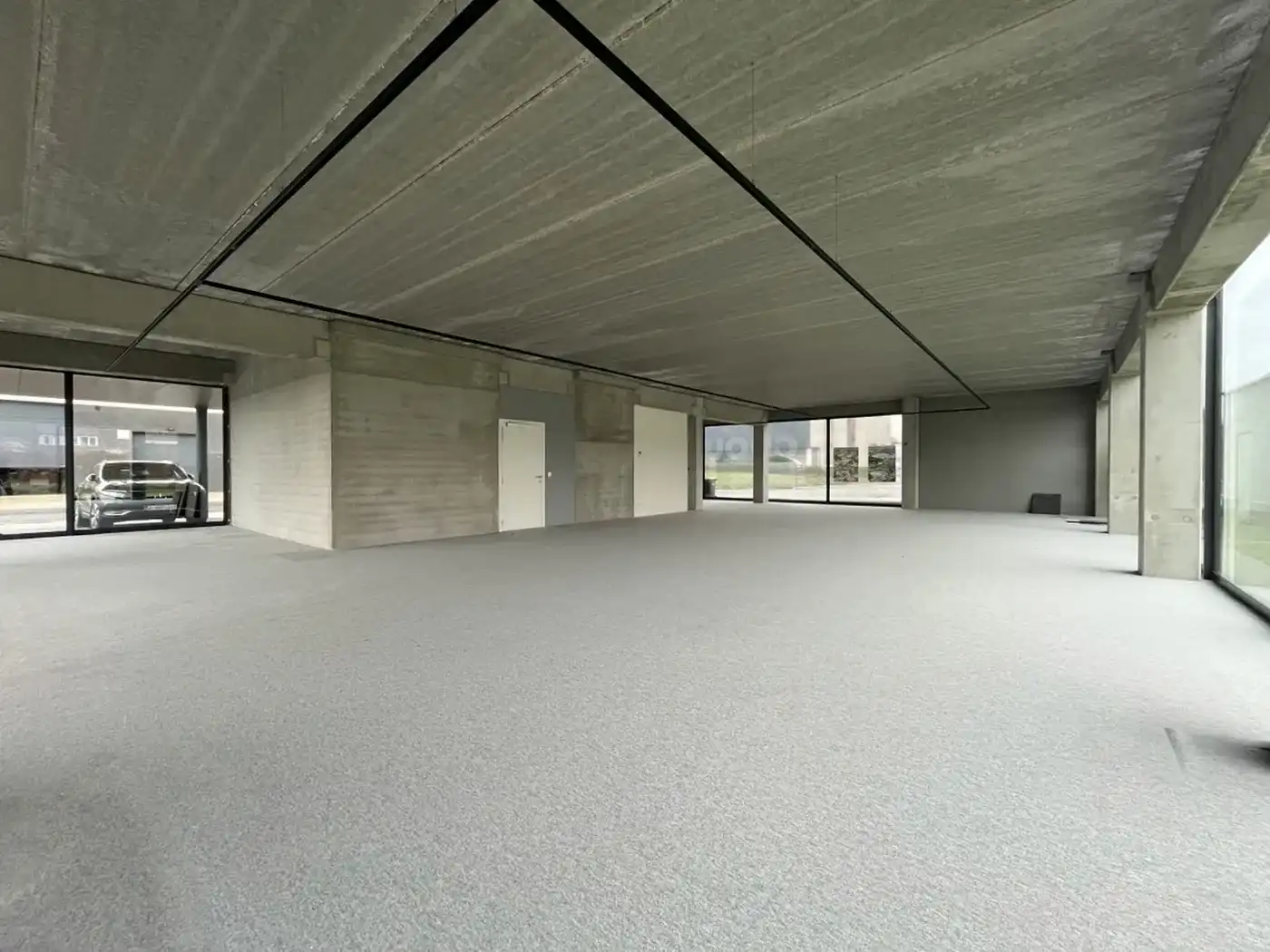 Lendelede – Handelspand van 254 m² met zonnepanelen foto 4