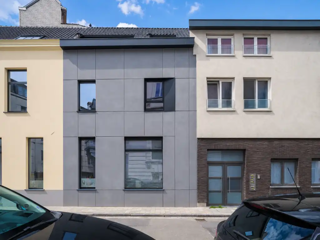 Hoogwaardig gerenoveerd duplex appartement met zonnig terras in het centrum van Gent foto 16