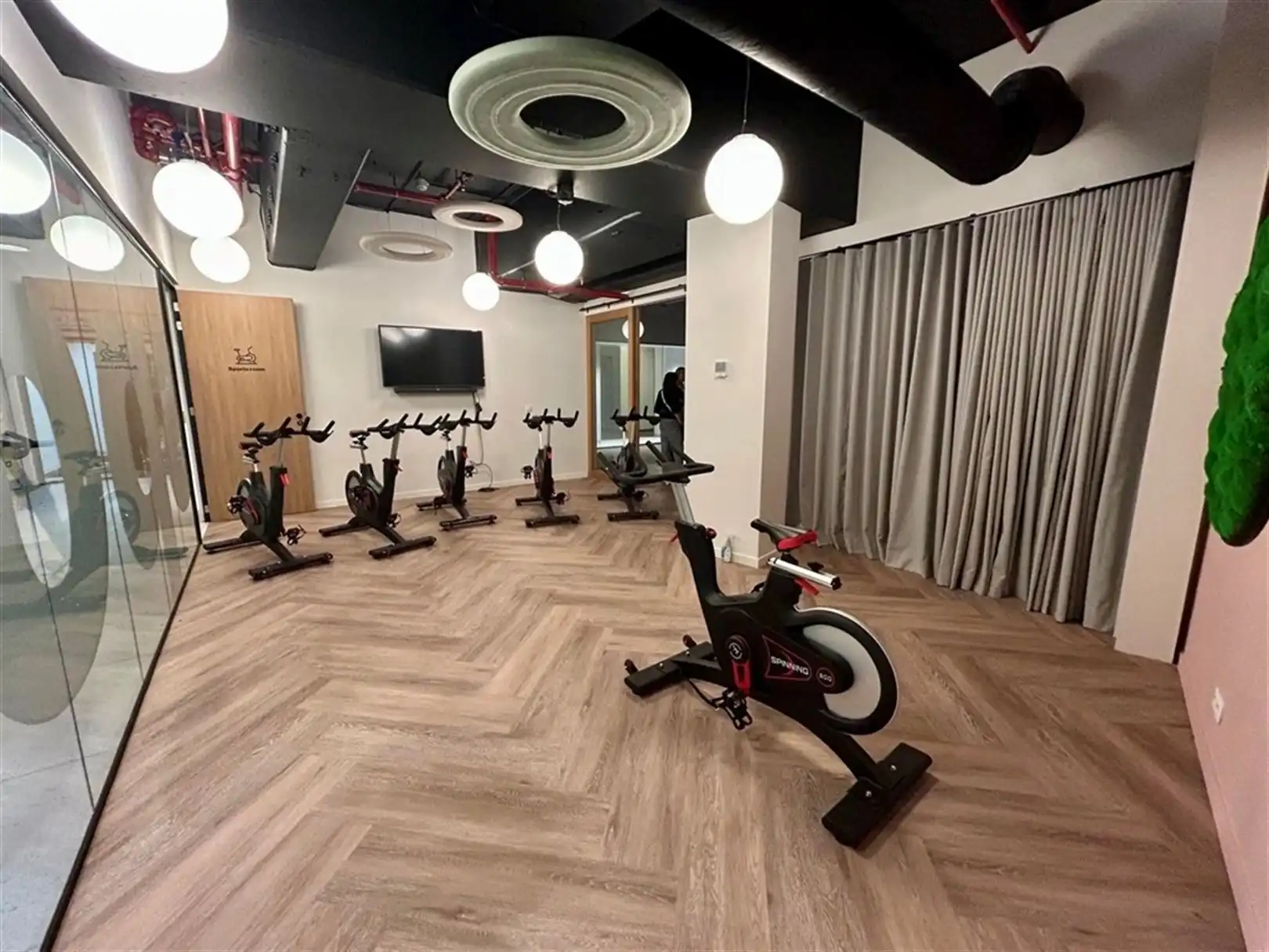 Kantoren aan het op- en afrittencomplex Gent-Zuid vanaf 437m² tot 2.136 m² foto 4