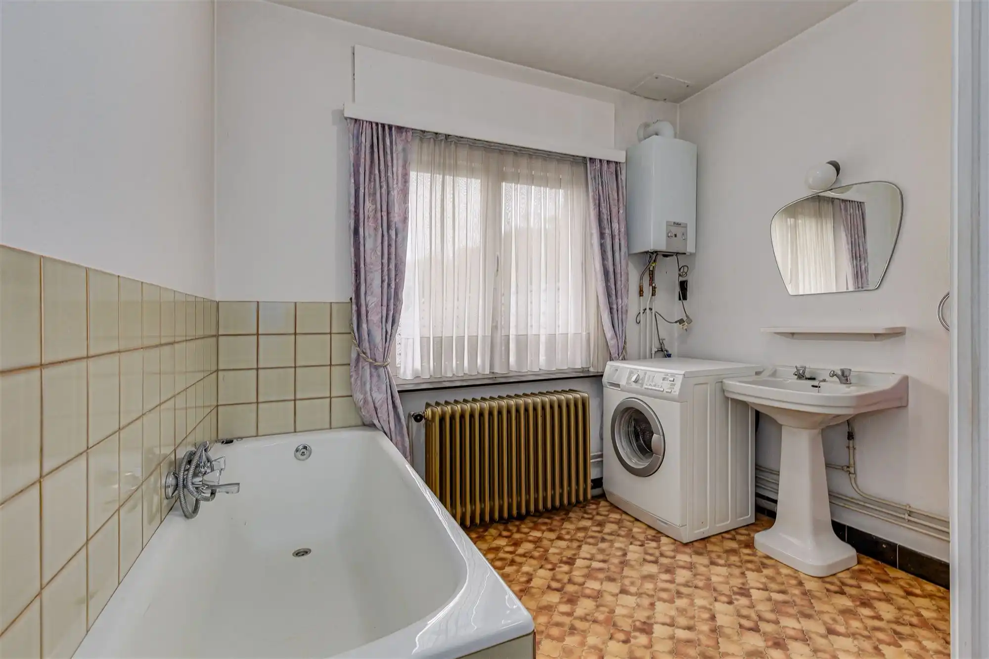 Op te frissen woning met 3 slk en tuin in Beerse foto 9