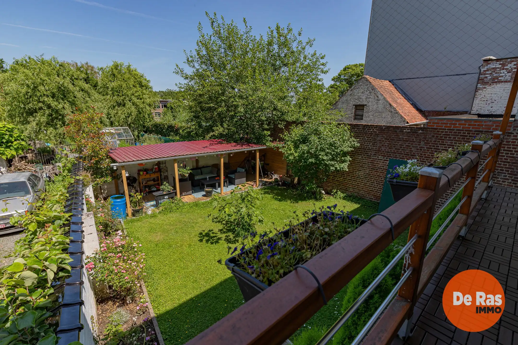 HERZELE - Lichtrijk duplex-appartement met tuin foto 18