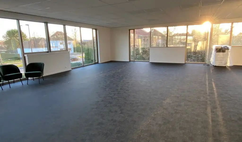 Instapklare kantoorruimte te huur in Latem Business Park foto 5