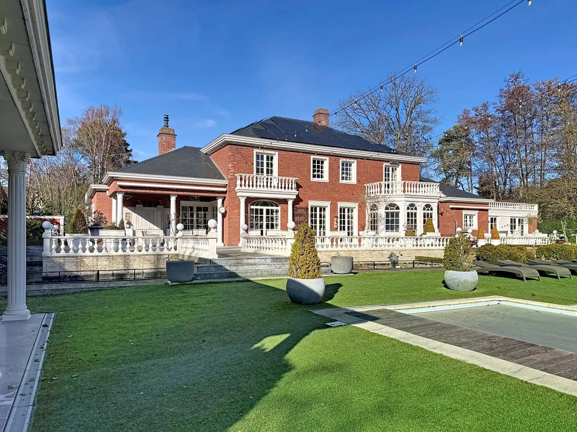 Prachtige luxueuze villa in Amerikaanse stijl met 4 slaapkamers en 2 badkamers. foto 41