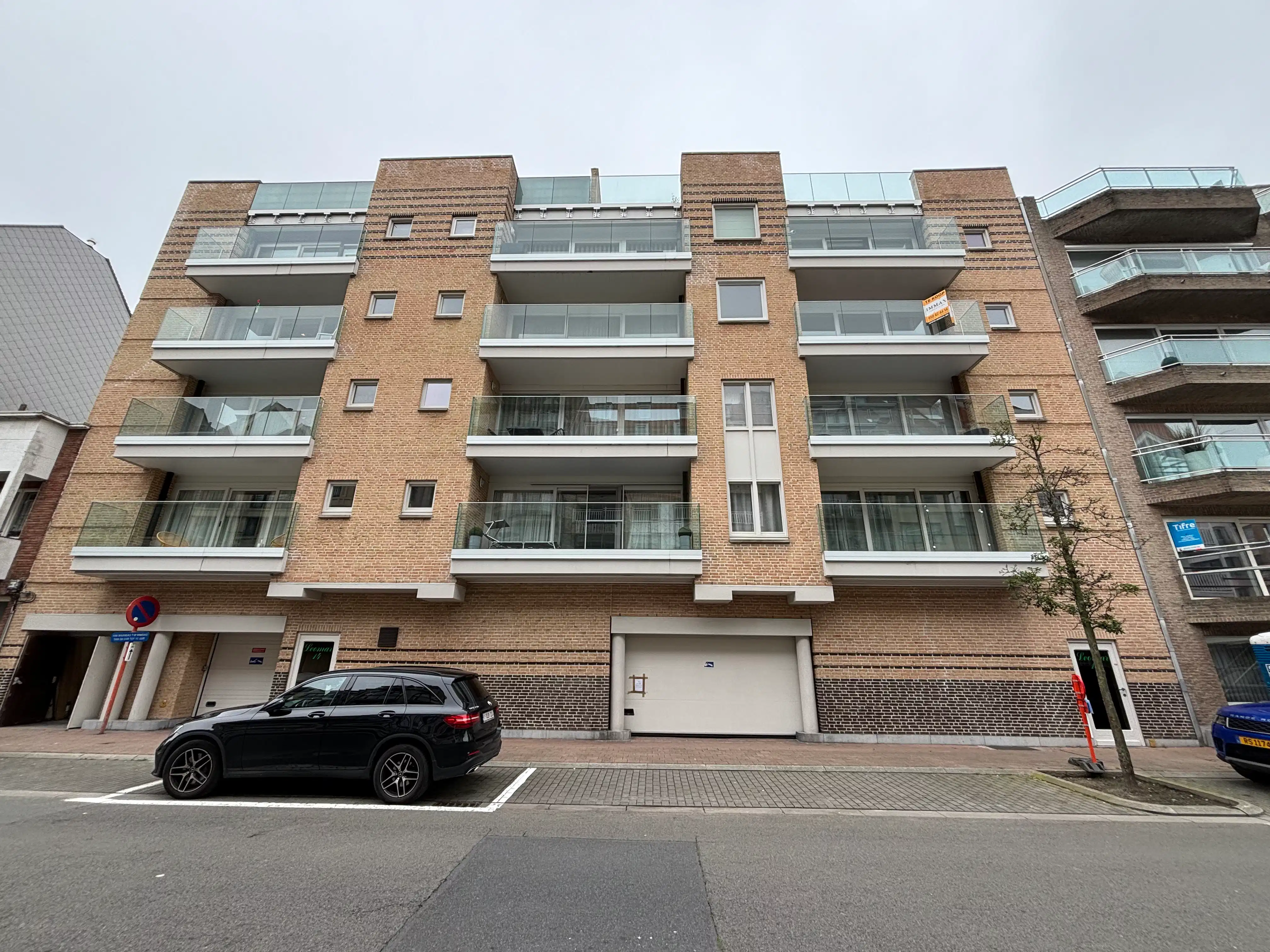 Garage in het centrum van Knokke foto 2