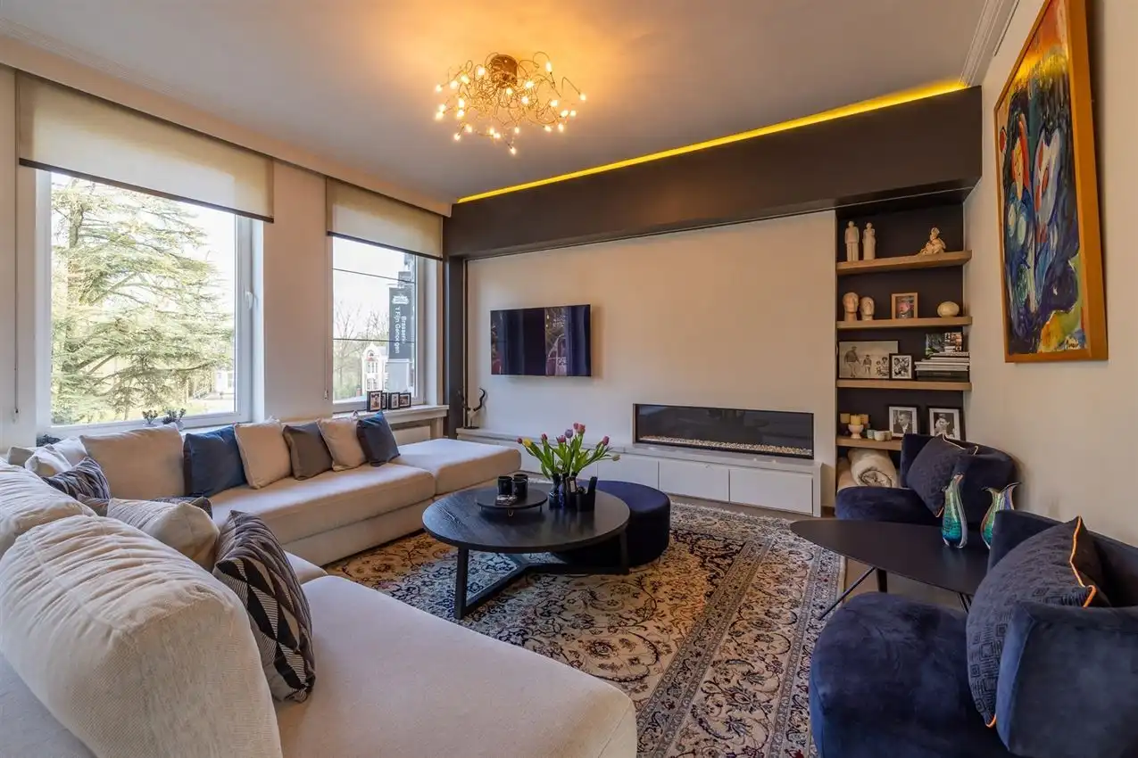 Tijdloze residentie met iconisch uitzicht foto 4