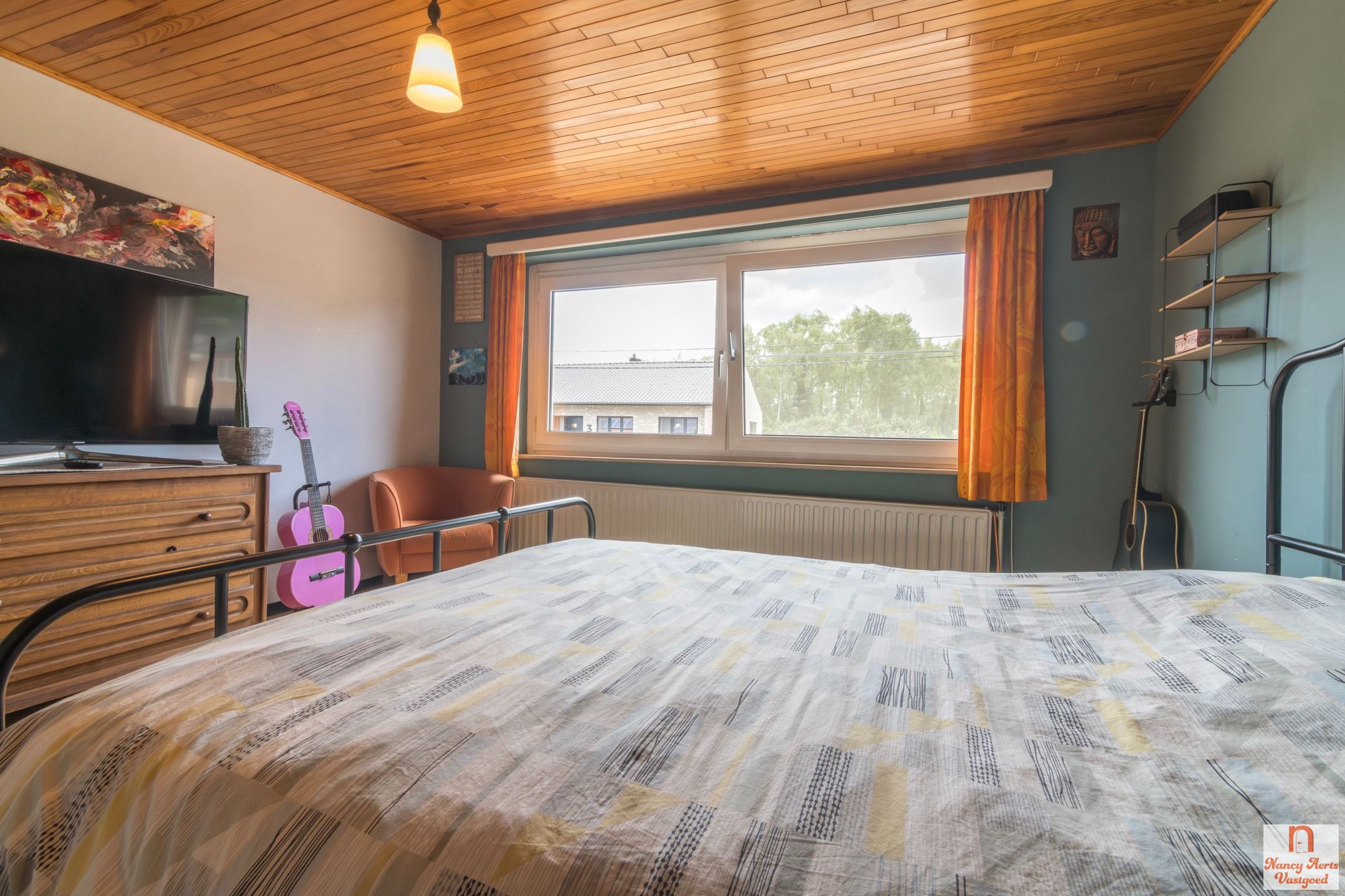 Split-level woning met veel ruimte en potentieel foto 38