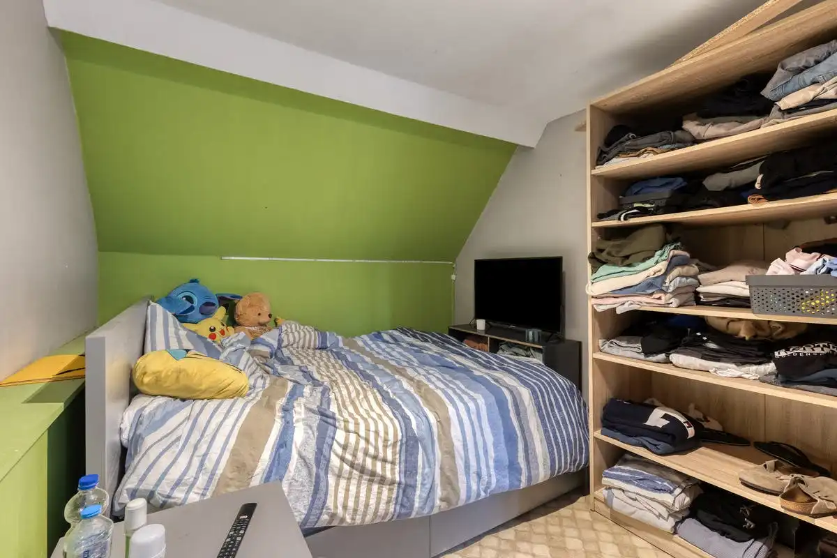Woning met handelsruimte in de Sint-Elisabethwijk te Kortrijk foto 12