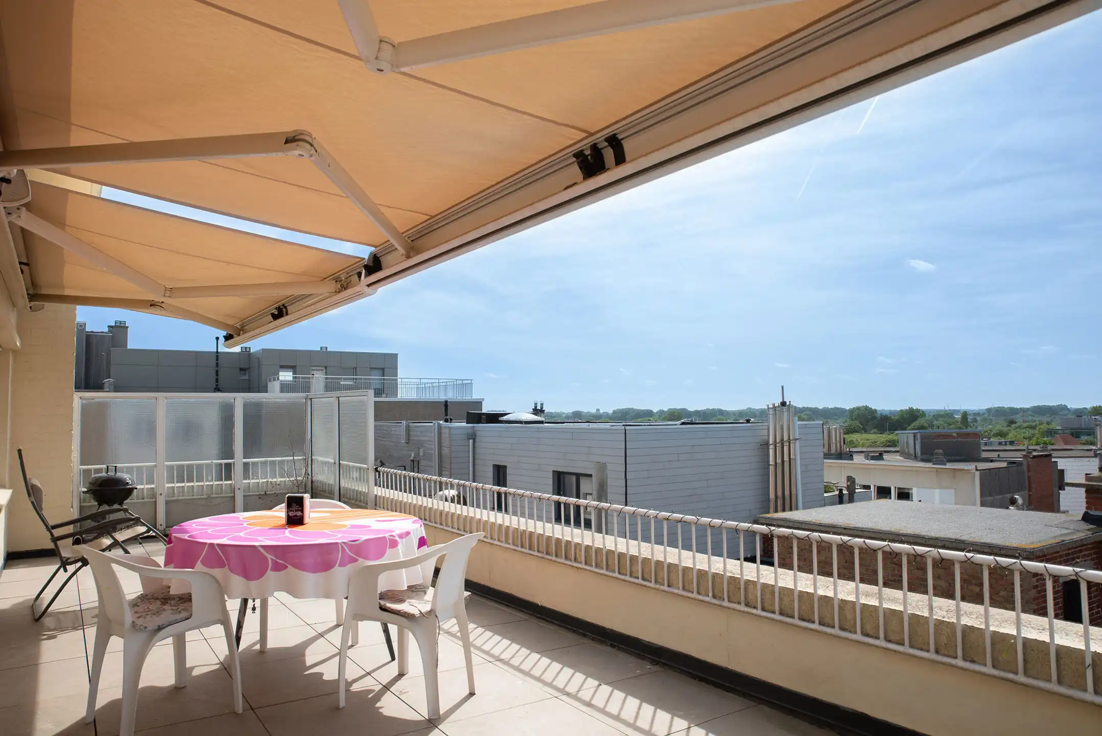 Penthouse Koksijde met frontaal zeezicht, zonneterras 30m², grote garage en 2 kelders/fietsenberging. KOKSIJDE-BAD foto 35
