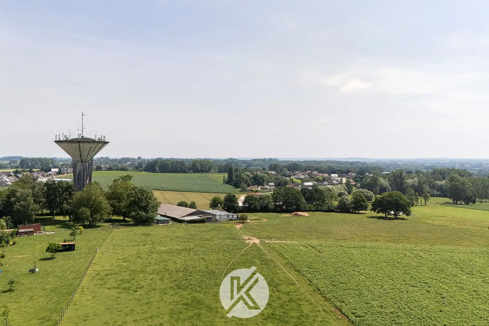 Charmante woning in een groene omgeving foto 23