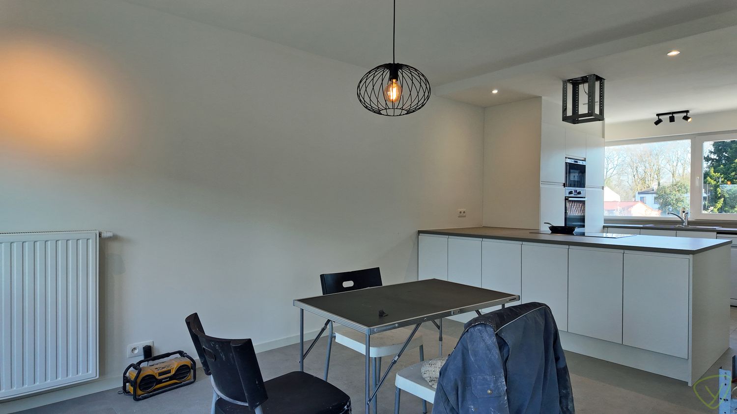 Compleet vernieuwd appartement te huur met garagebox! foto 6
