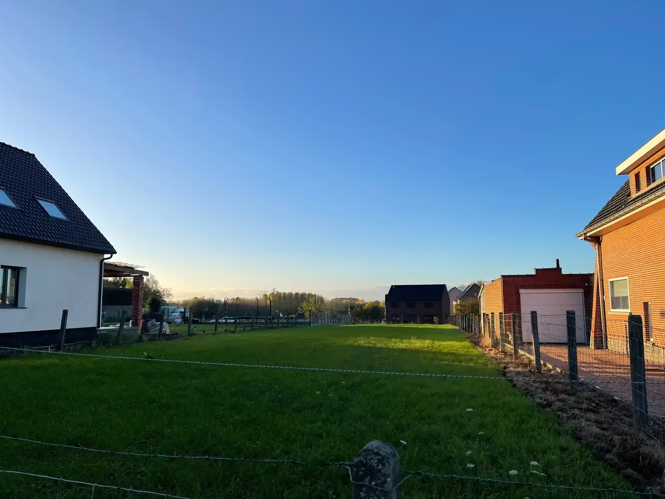 Perceel geschikt voor open bebouwing foto 2