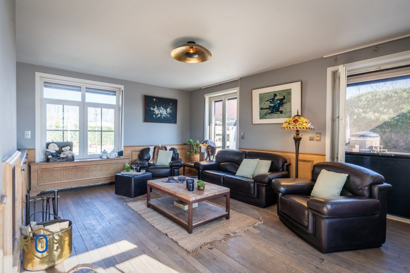 Landhuis met meerdere bijgebouwen foto 13