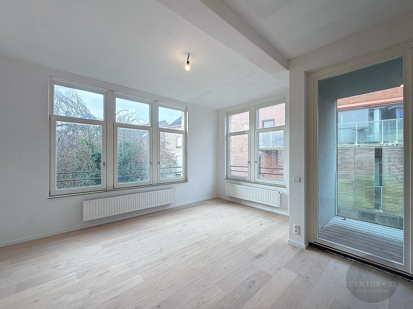 SUBLIEM nieuw 2 slaapkamer app met TERRAS! foto 15